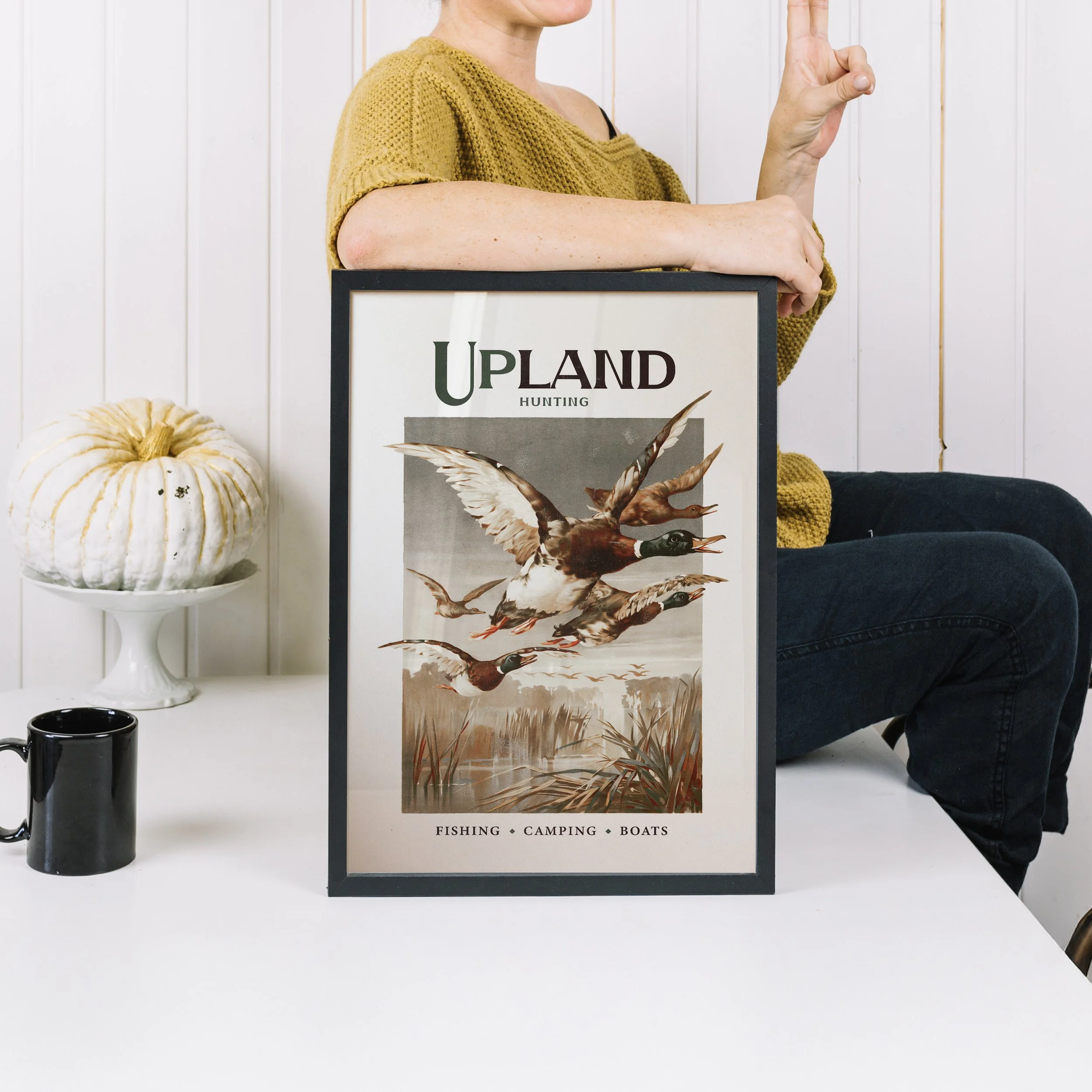 thanksgiving-concept-with-woman-making-peace-sign.jpg