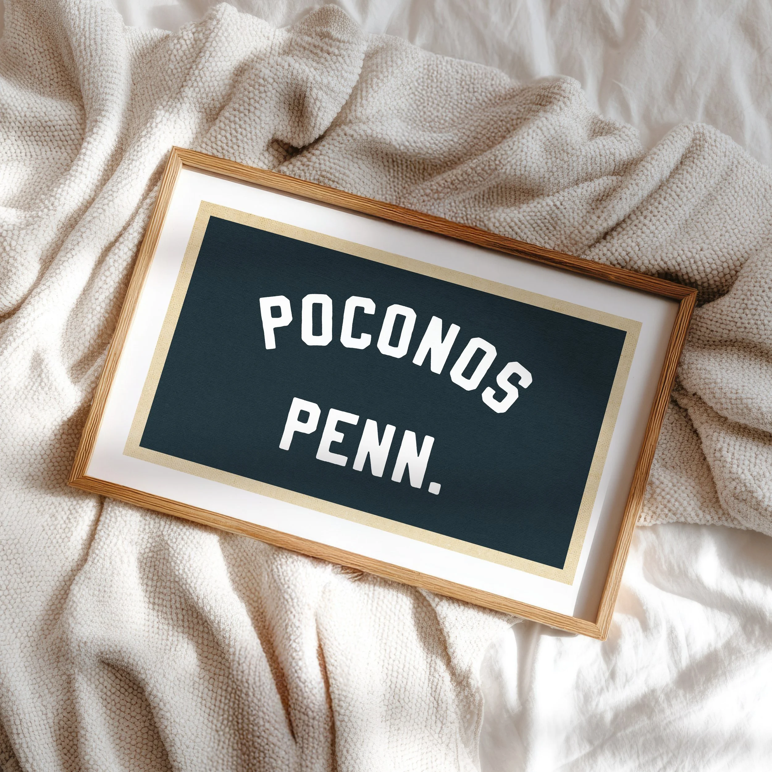 Poster_Frame_Mockup_008.jpg