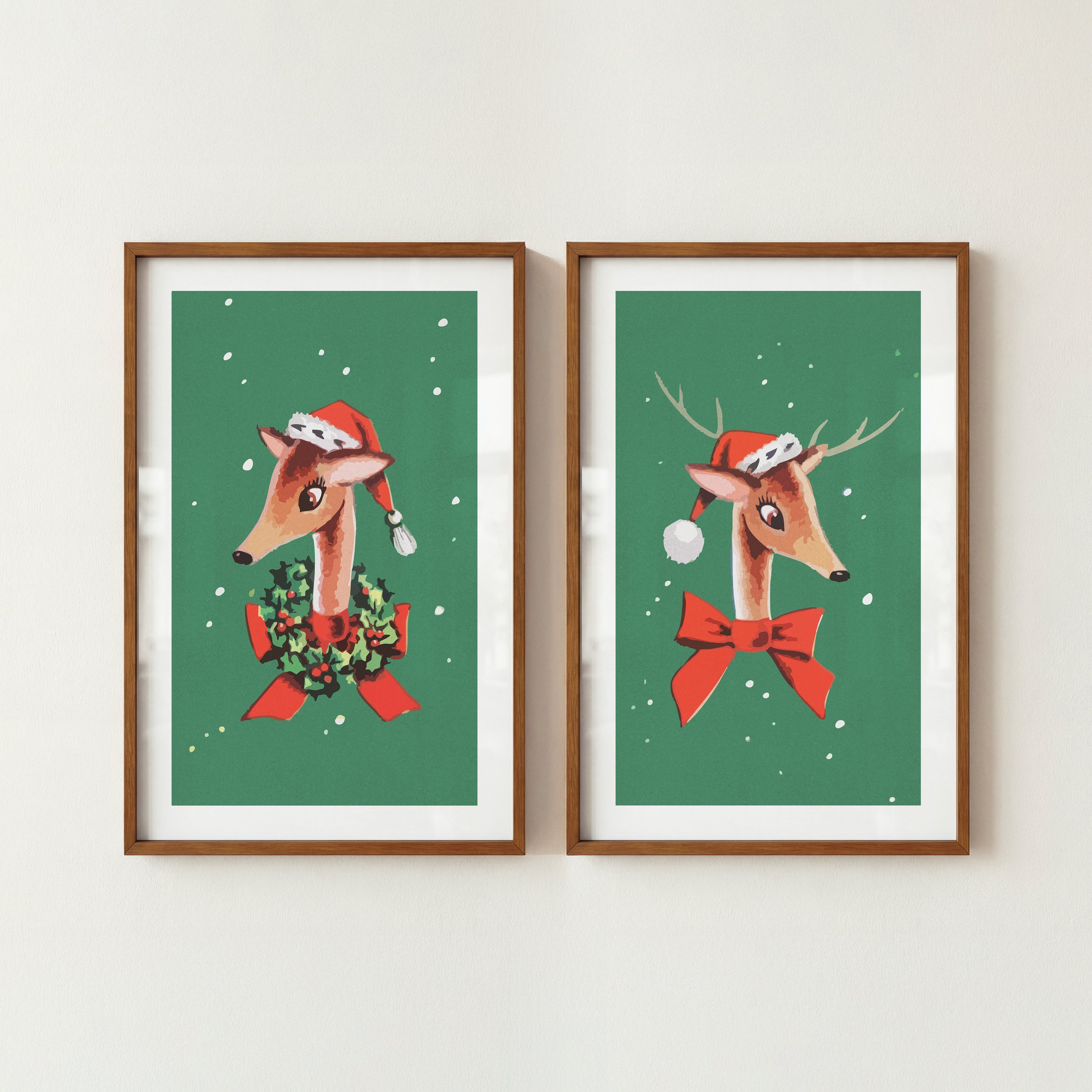 Retro Reindeer Prints: Christmas Wall Art, Set of 2