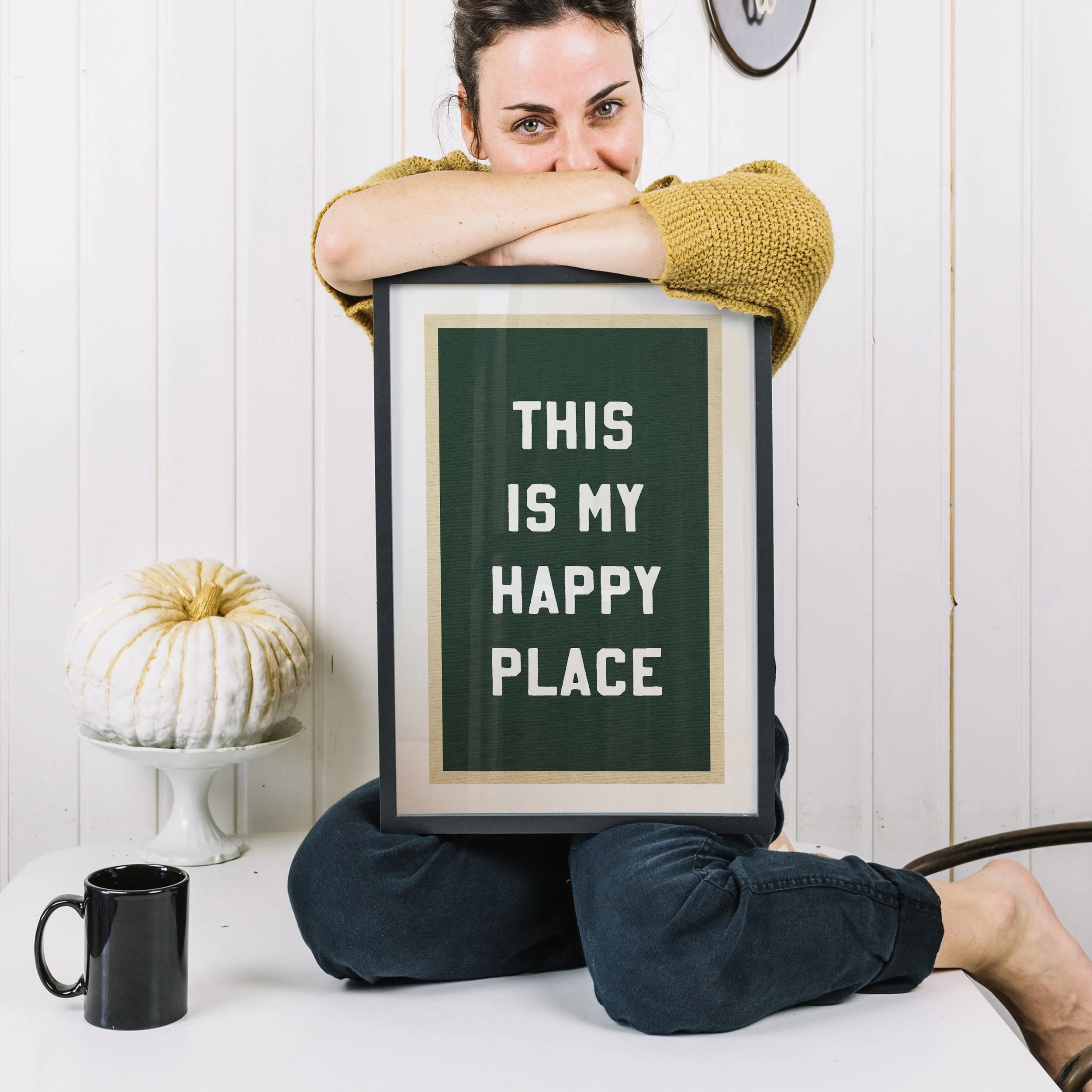 thanksgiving-concept-with-woman-frame.jpg