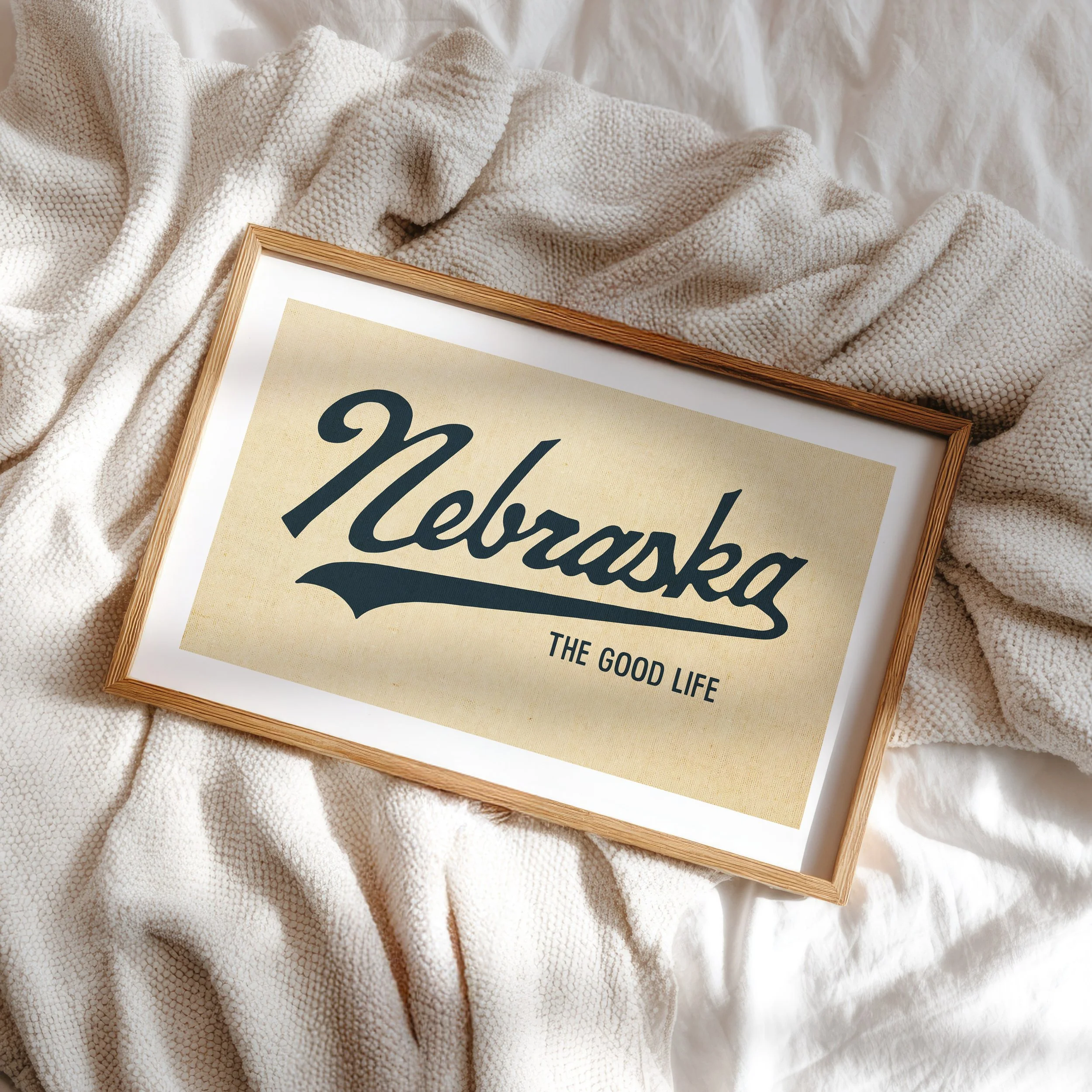 Poster_Frame_Mockup_008.jpg
