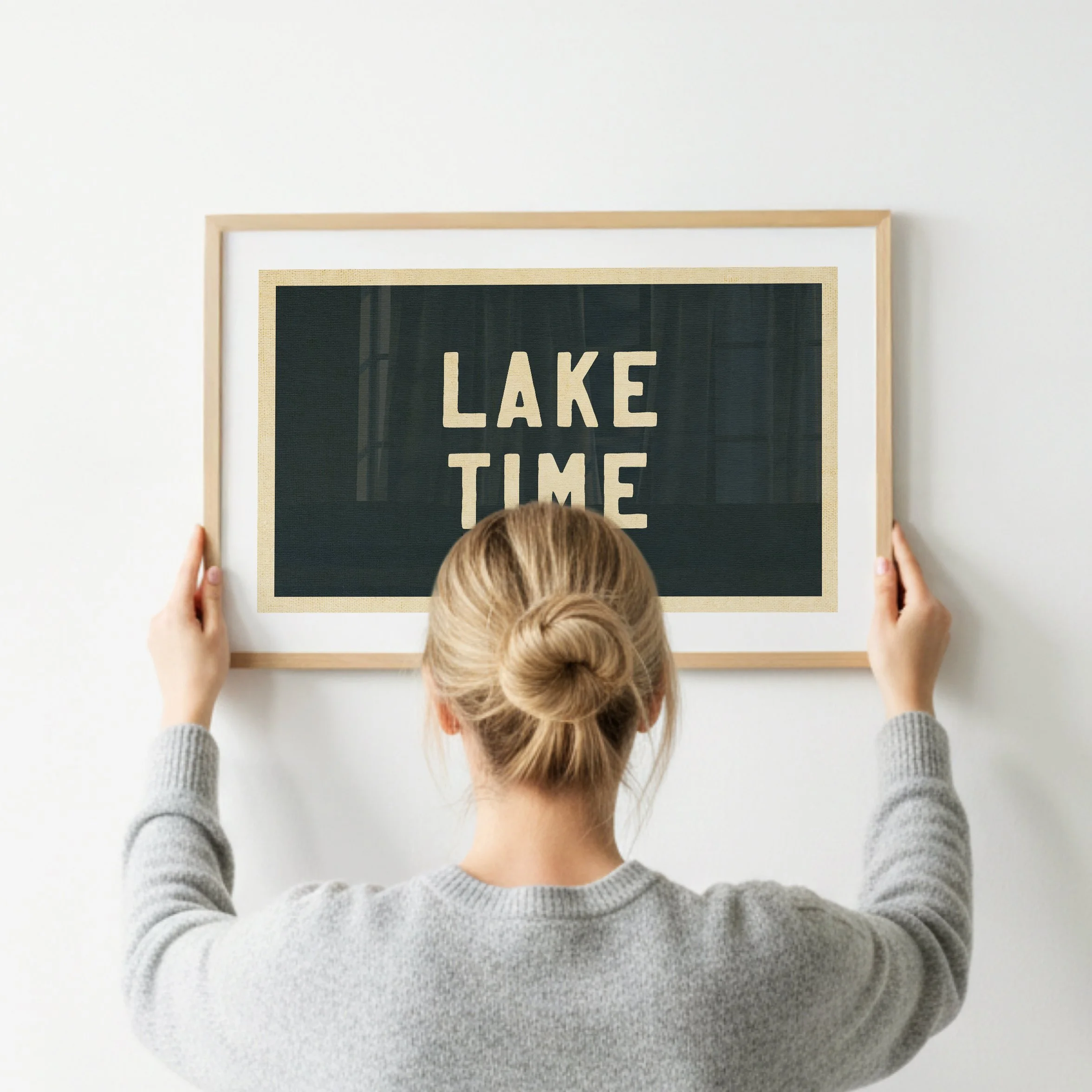 44frame mockup PSD.jpg