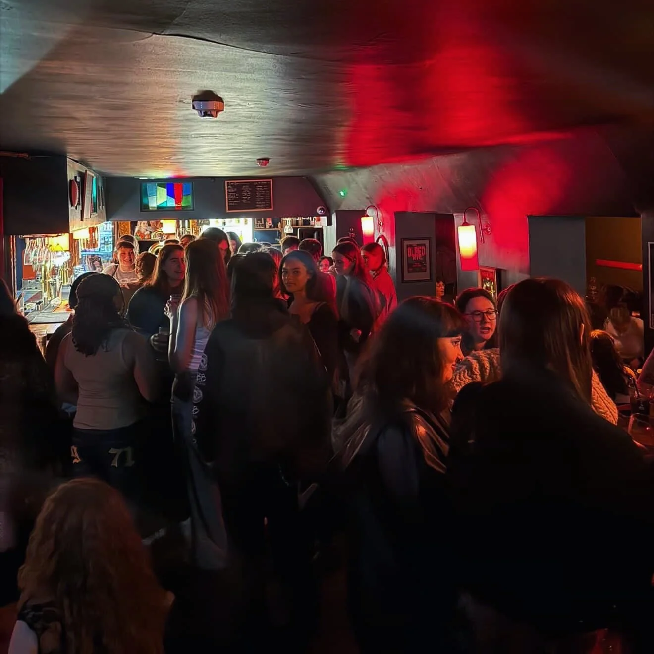 We&rsquo;re back already&hellip; 

If you haven&rsquo;t heard, we&rsquo;re hosting an impromptu Switch Arms session before @switch.north this Saturday! 

Free entry / no ticket needed for the main event 

Come down 8-10pm for a bev (we&rsquo;ve got y