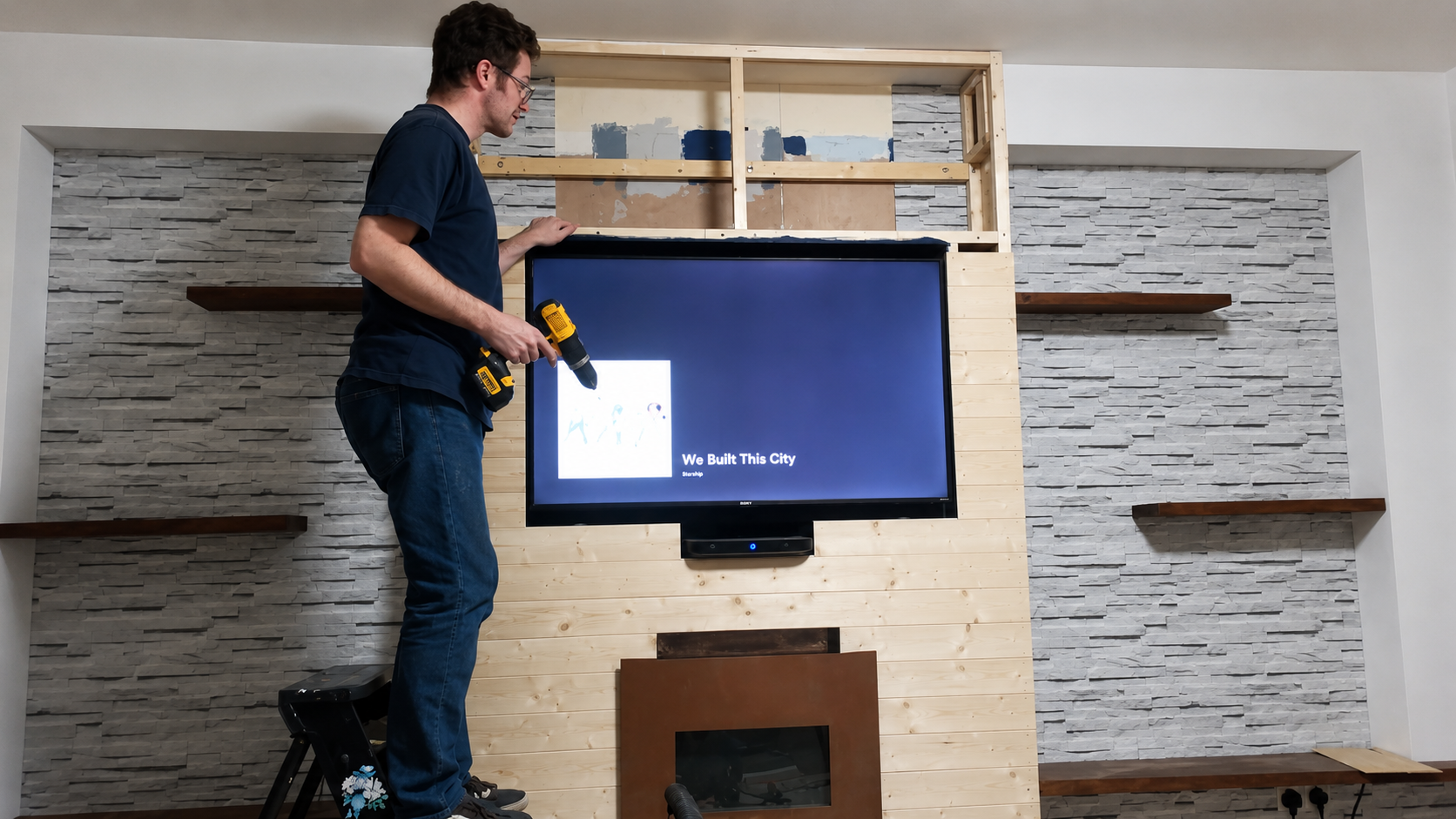 We decided to go with some texture rather than a flat painted centre piece. Wooden panels were fitted.