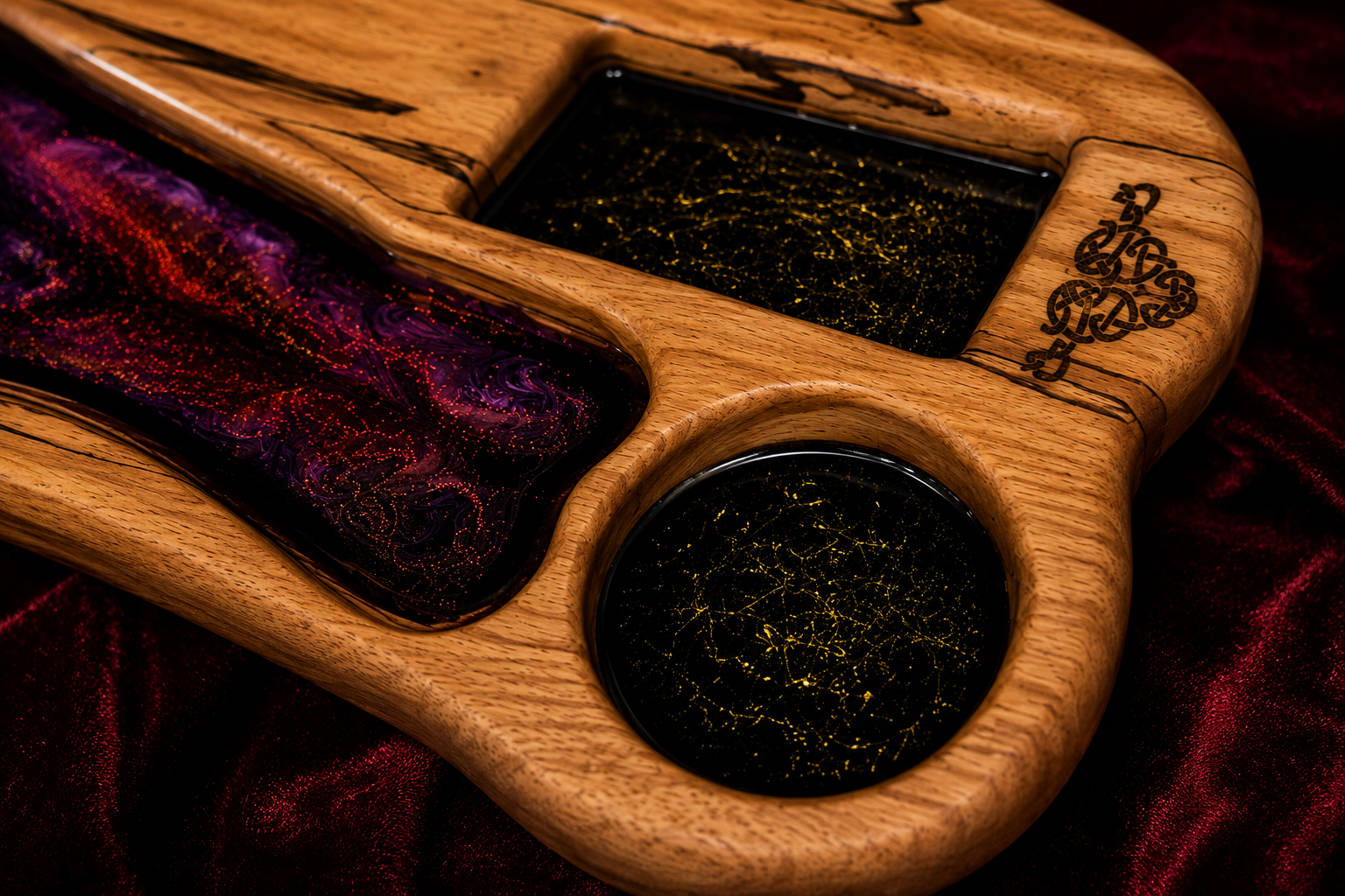 Black and gold Epoxy recess.