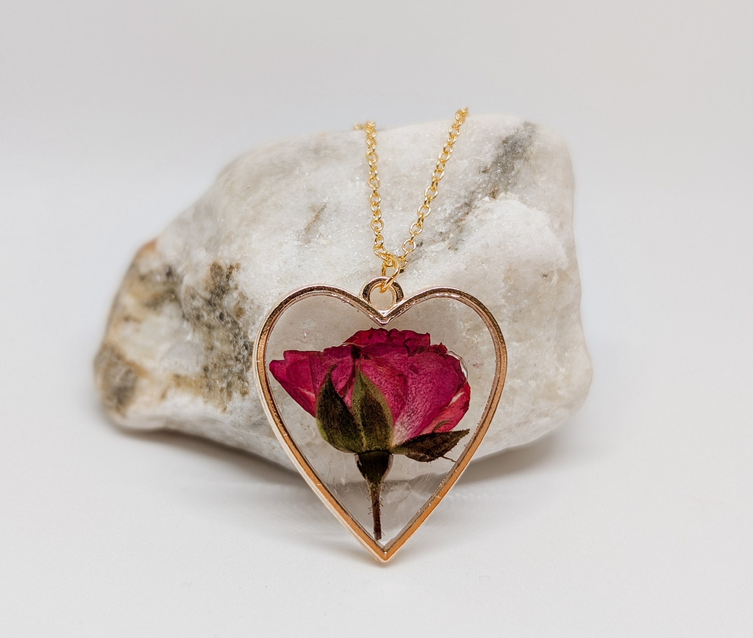 Botanical Collection - Rose Resin Statement Heart Shaped Necklace With Rose Quartz