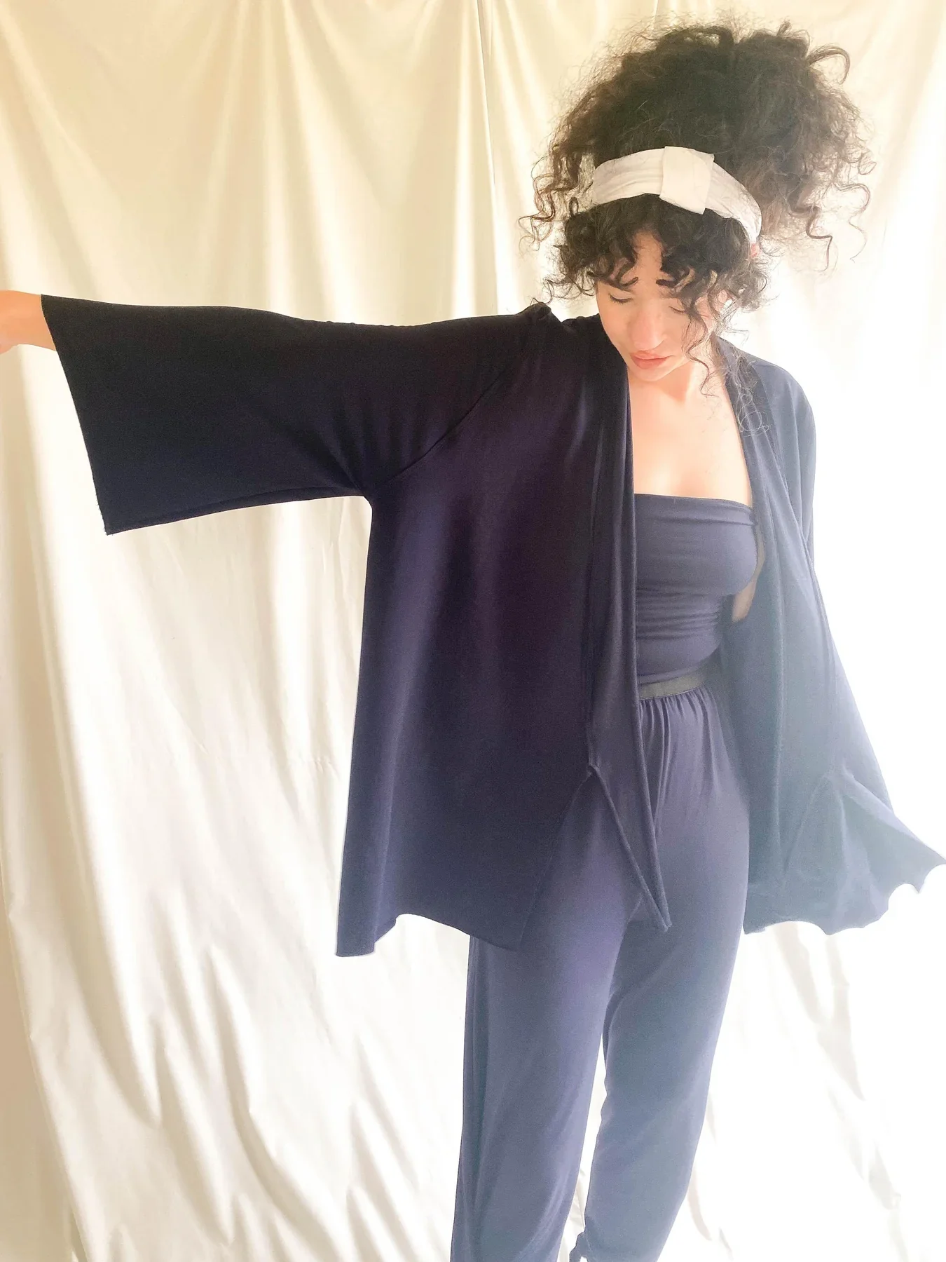mise-tusa-cardi-one-size-crescent-moon-cardi-navy-36558306476254_1800x1800.webp