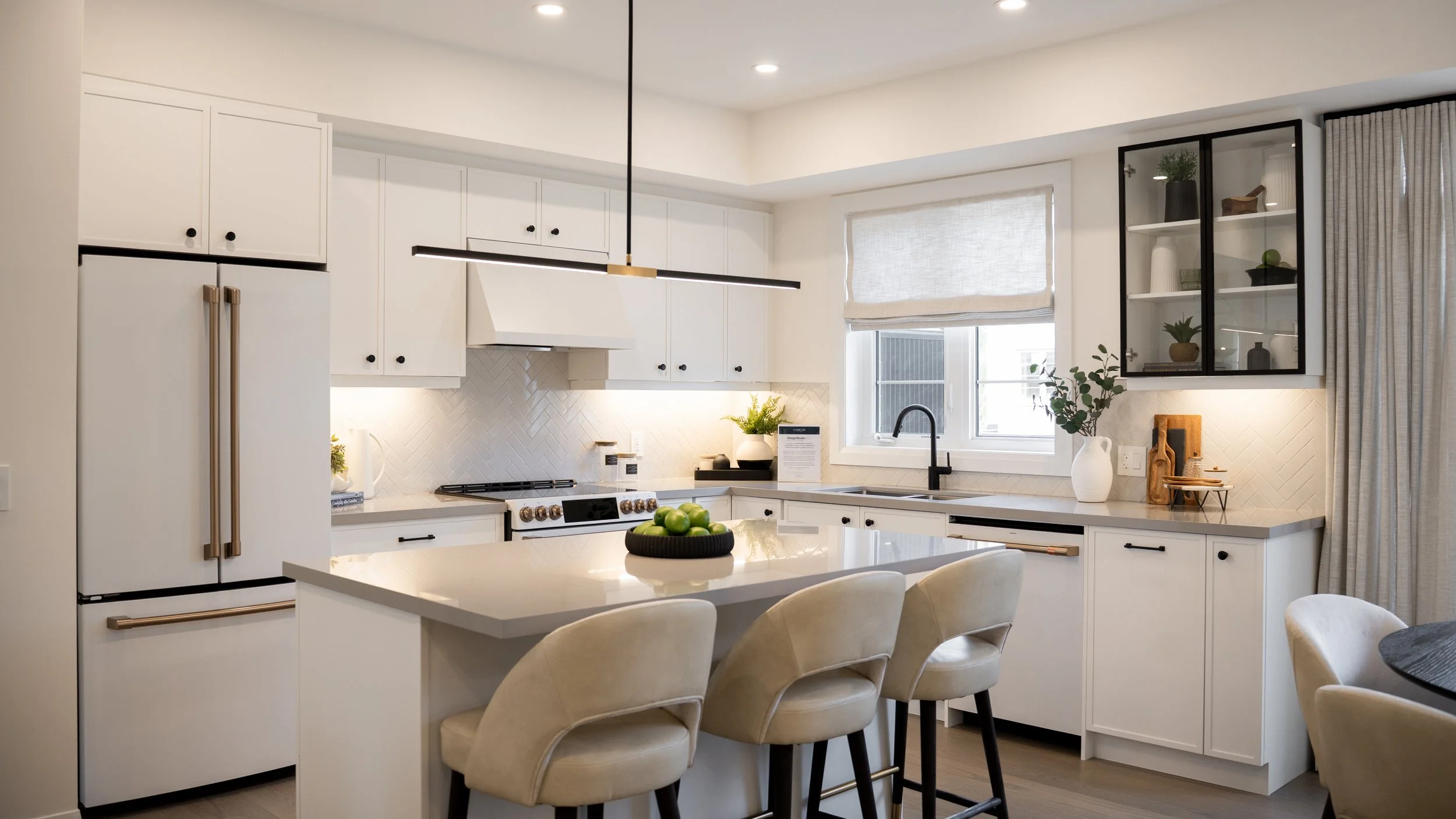 7-Kitchen.jpg