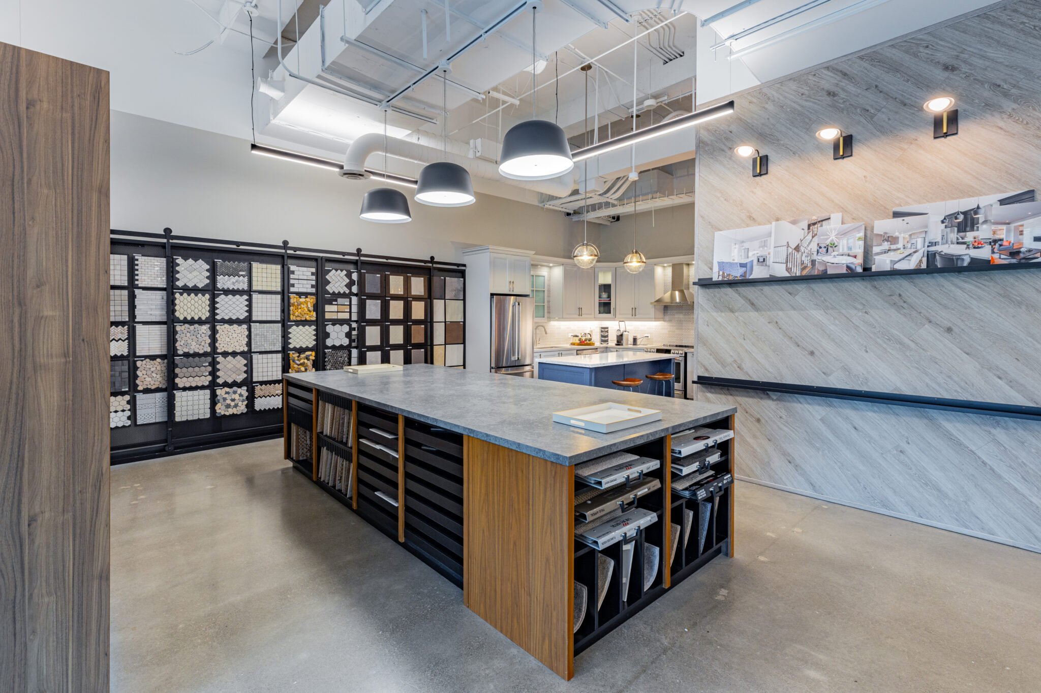 Brookfield_inspiration_studio-32-HR-2048x1365.jpg