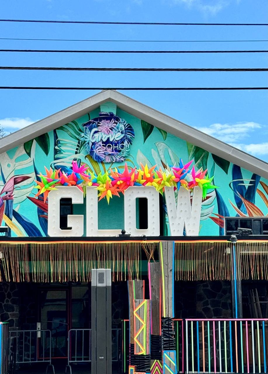 GLOW ROOFTOP MARQUEE LETTER SETUP