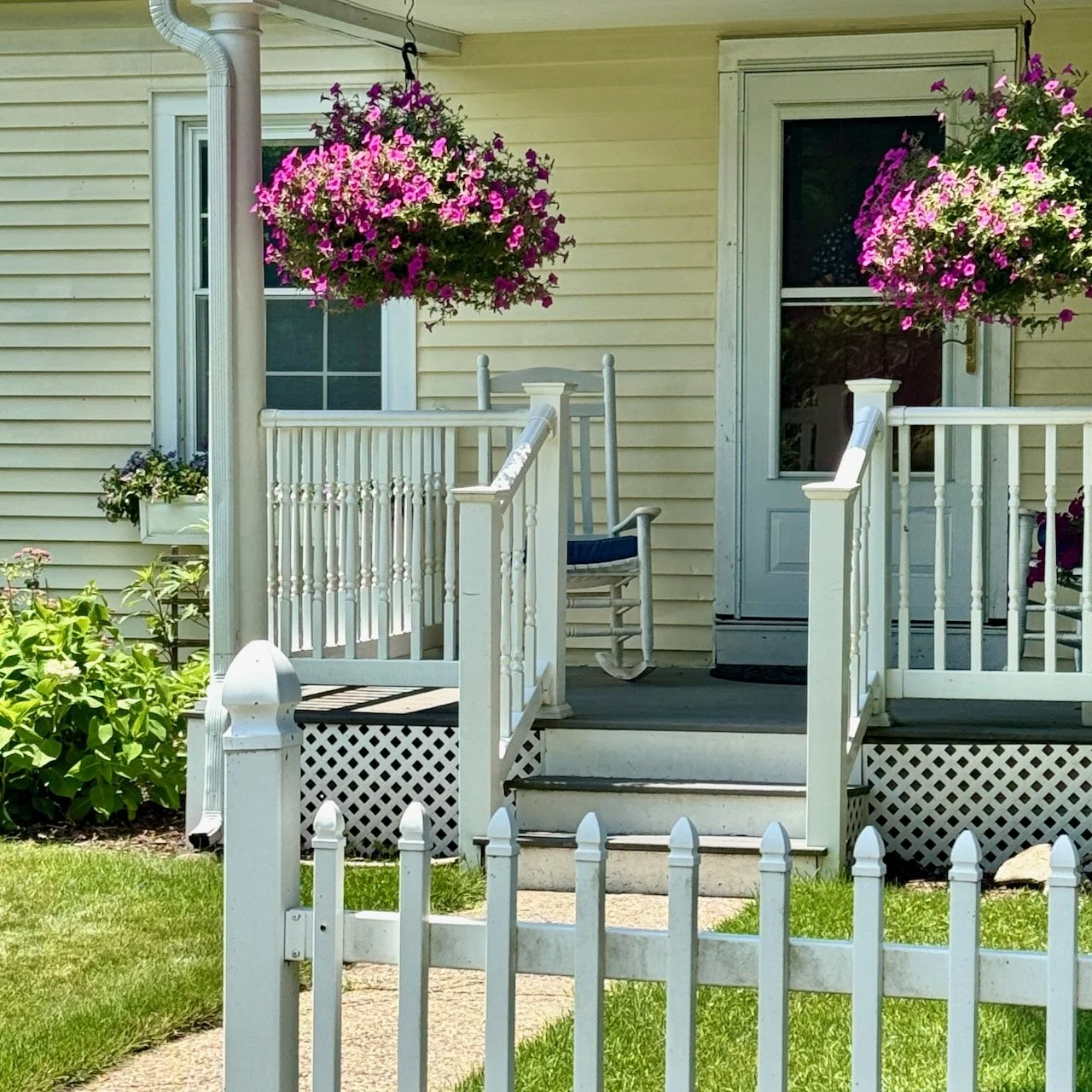 picketRockingChairFloral.jpeg
