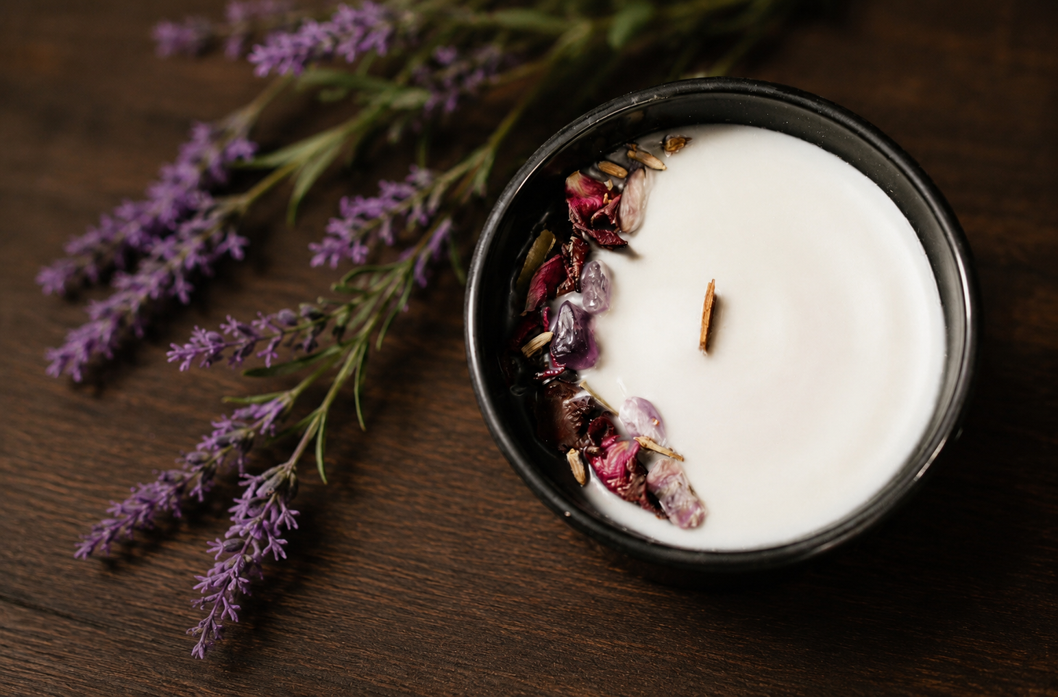 Veilwalker’s Bloom Candle