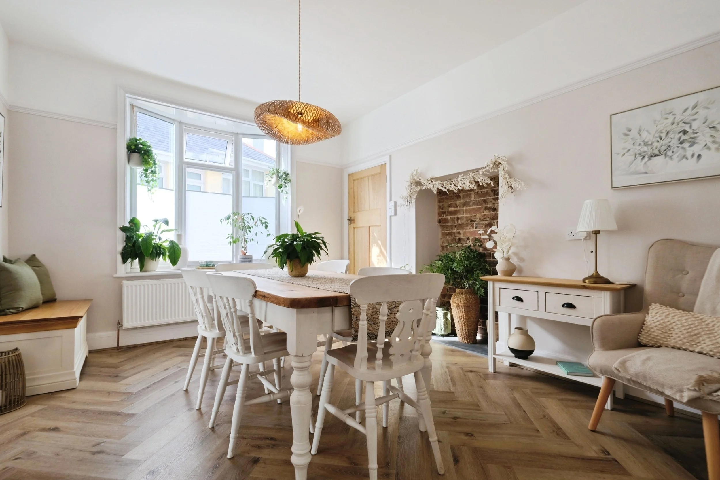 Homeowner dining room, de-cluttered, styled and staged by Spotlight Property Staging, Devon.