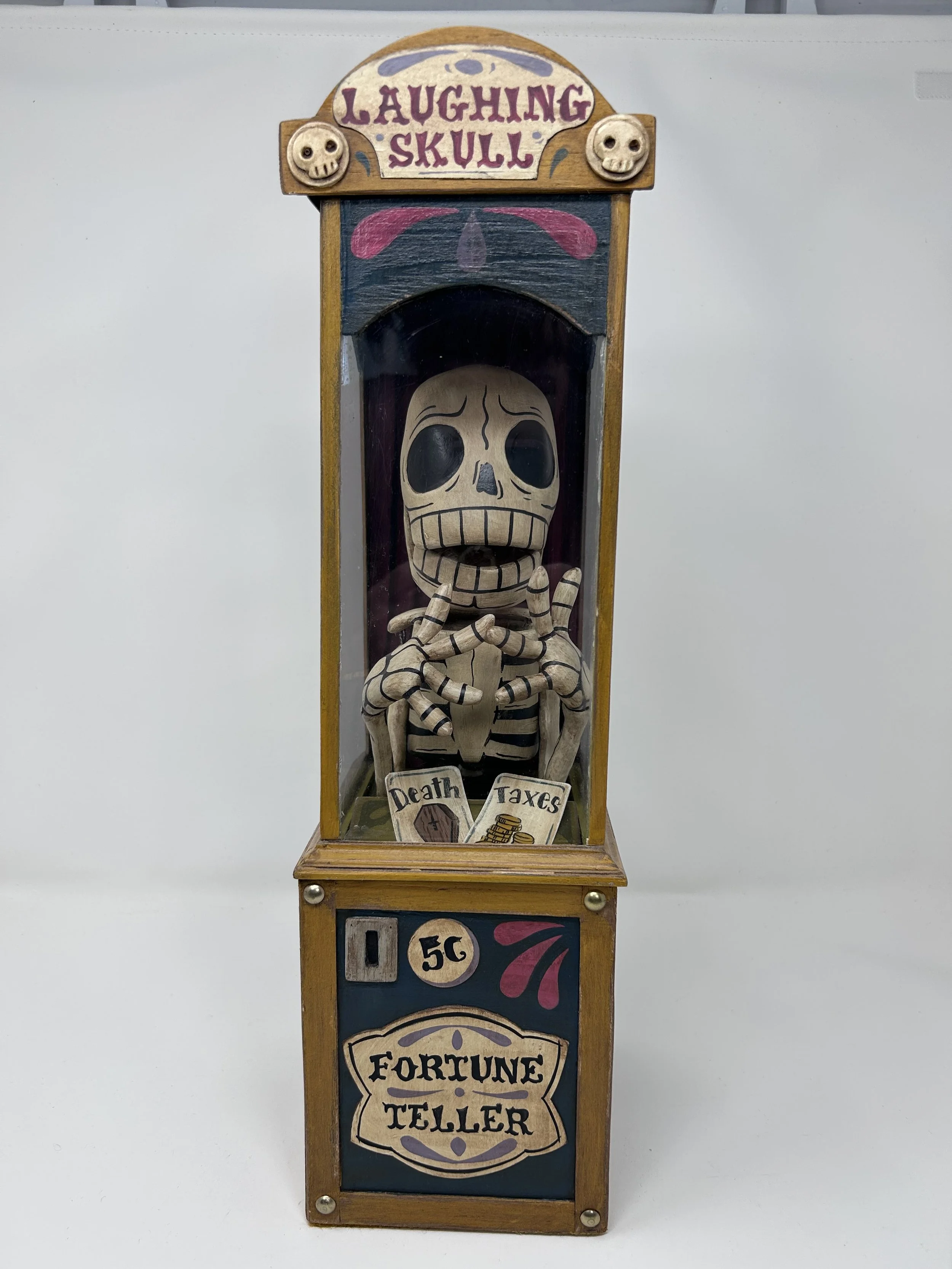 Laughing Skull Fortune teller
2021