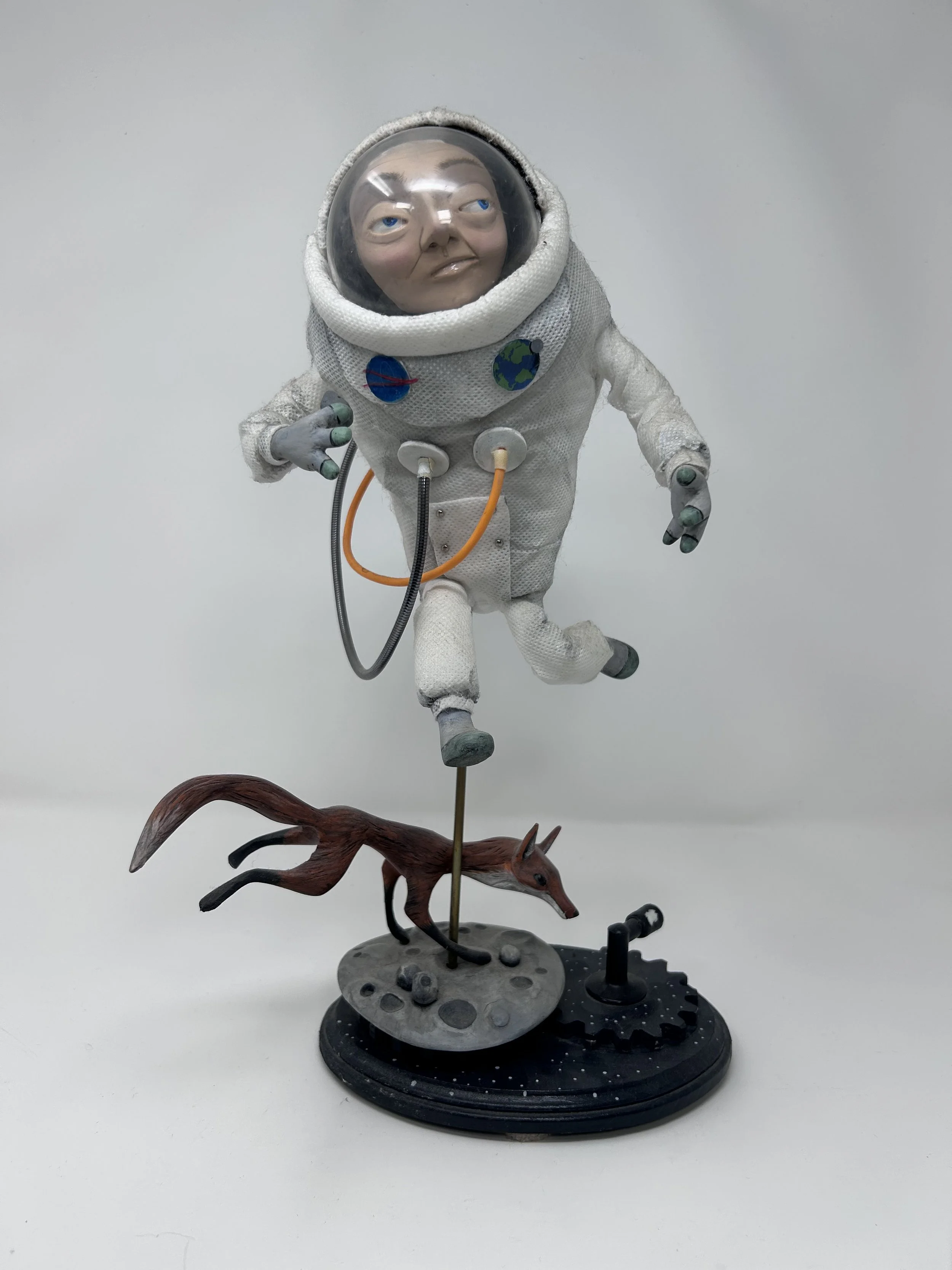 The astronaut and the fox
2019