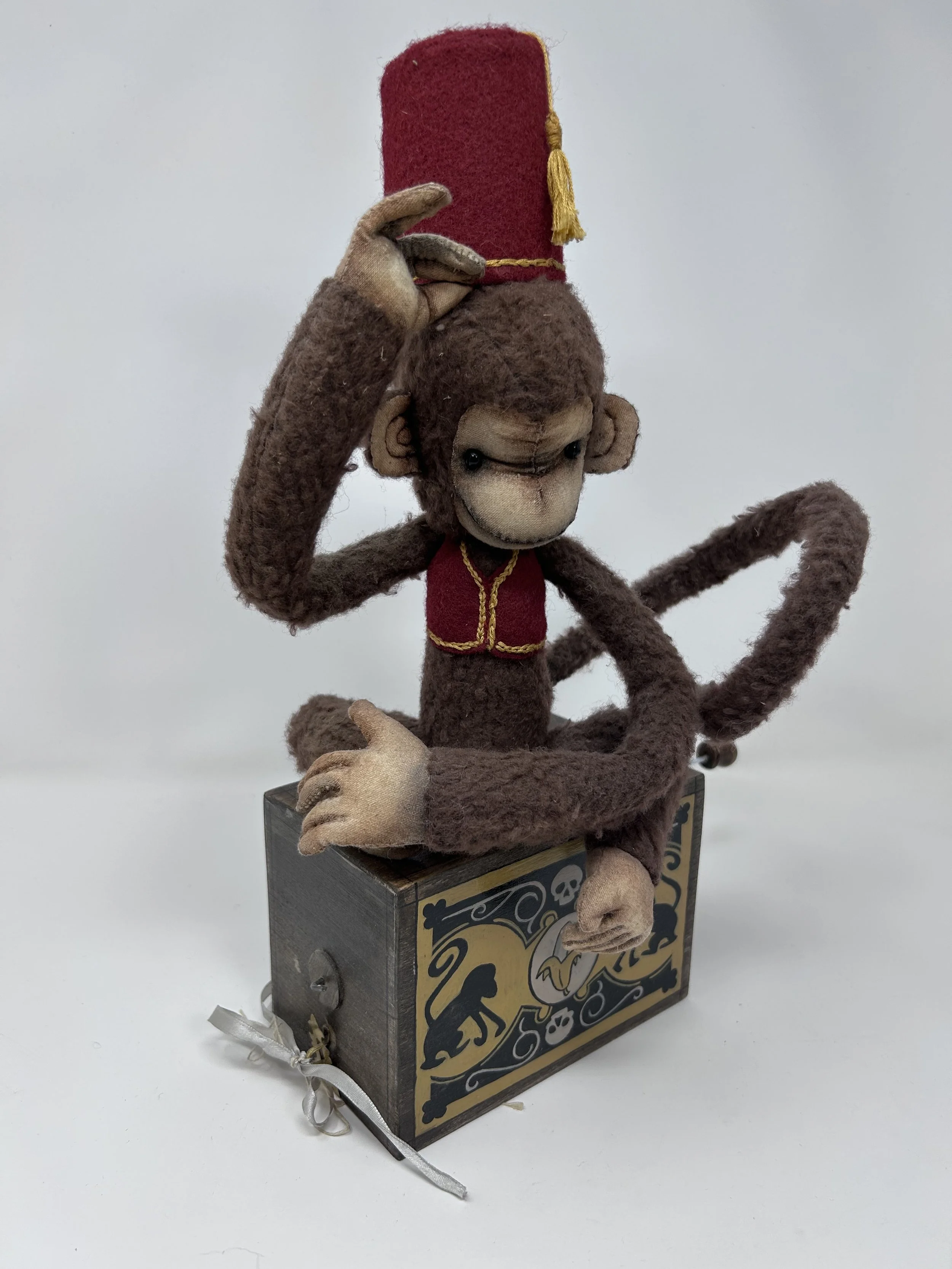 Performing Monkey
2018