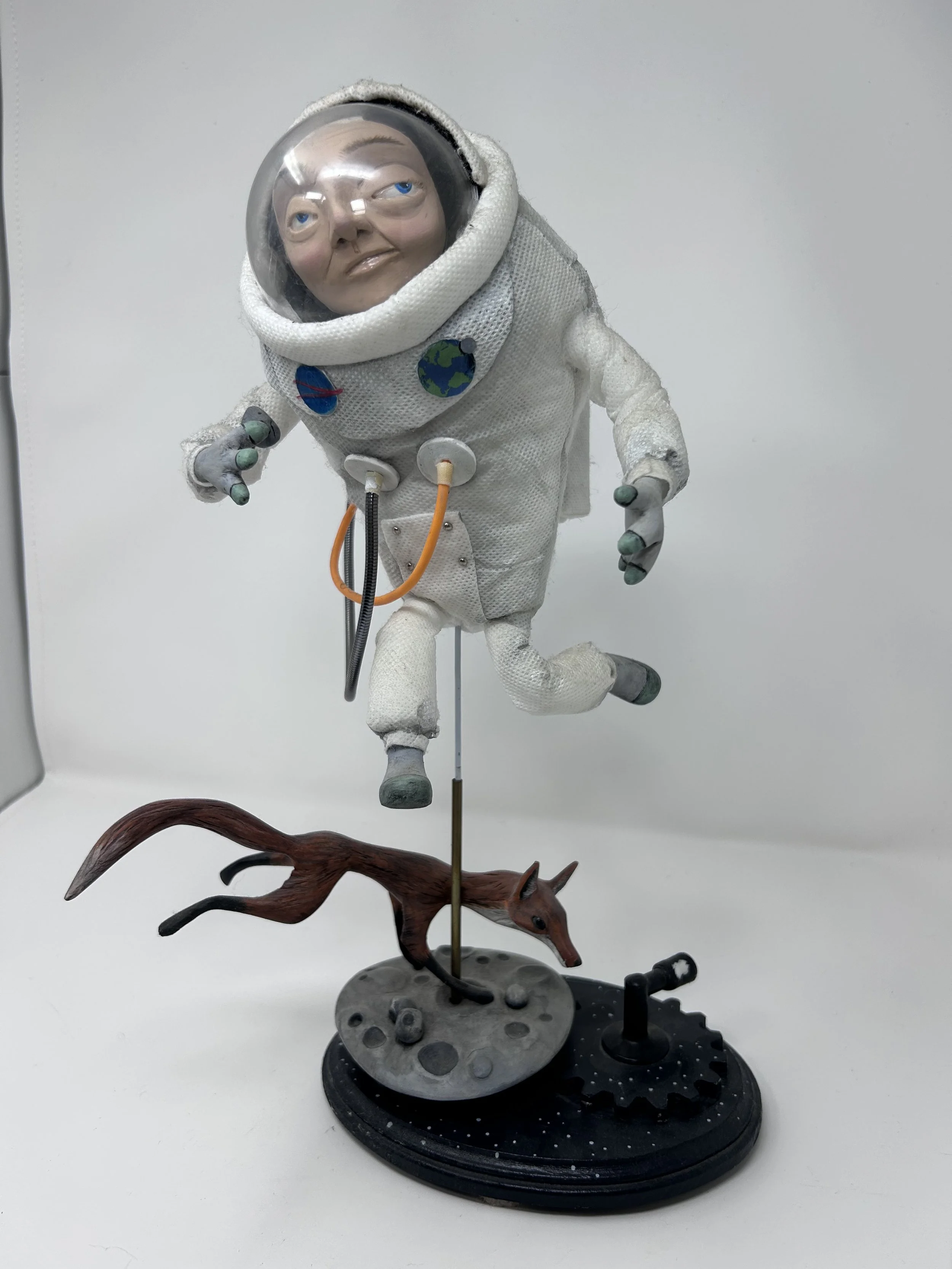 The astronaut and the fox
2019