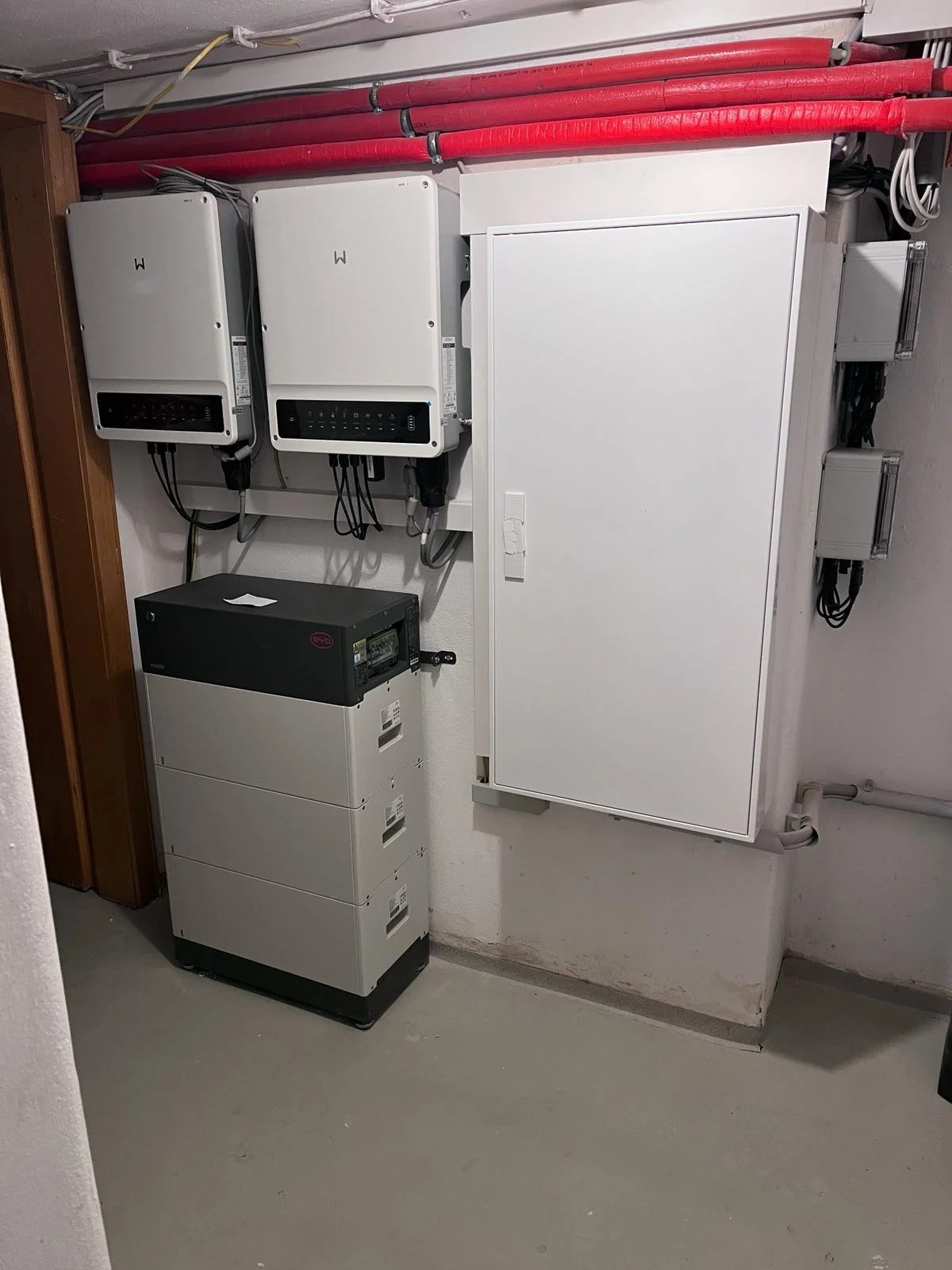 BYD Speicher mit zwei Growatt Wechselrichtern homesun solar