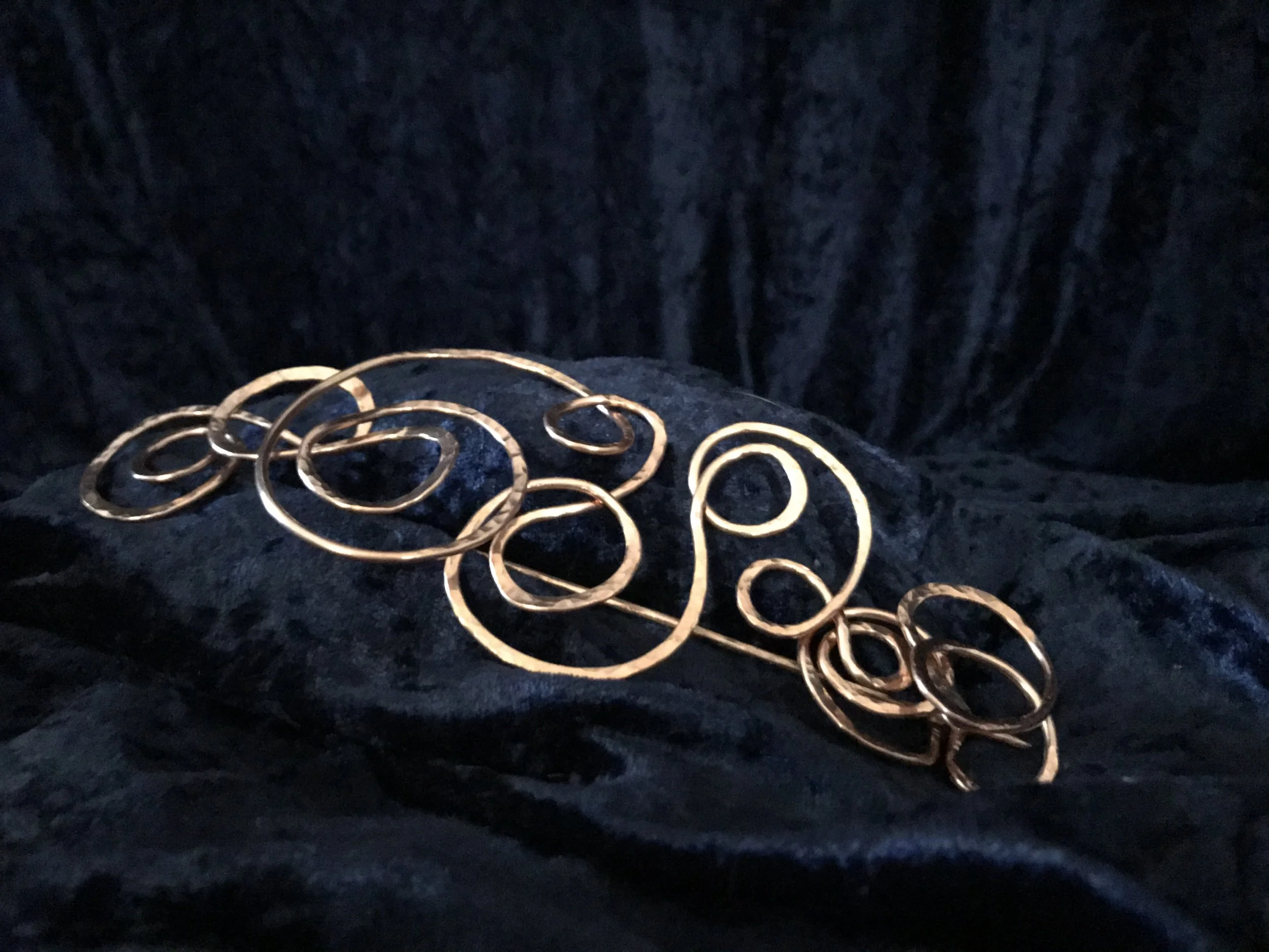 Copper Fibula Scarf Pin
Sculped from one six-foot copper wire.