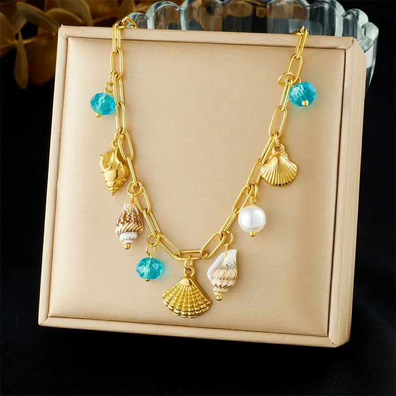 Colliers coquillage bleu 1.webp