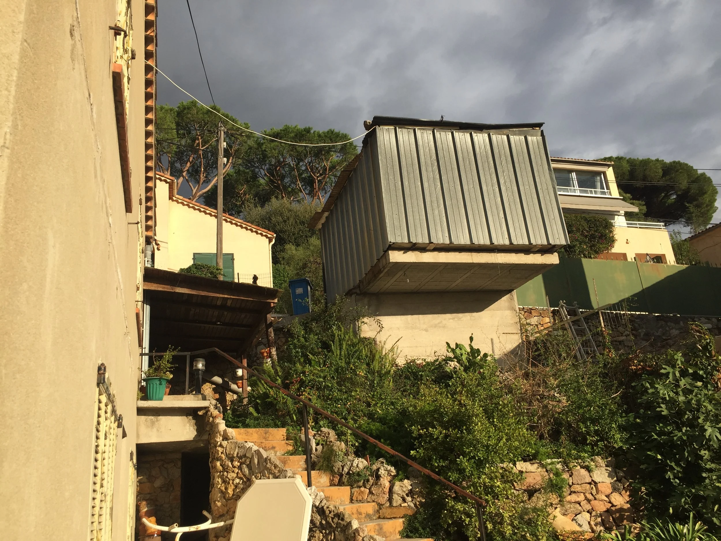 Création de abri voiture et pergola Architecte Cannes.JPG