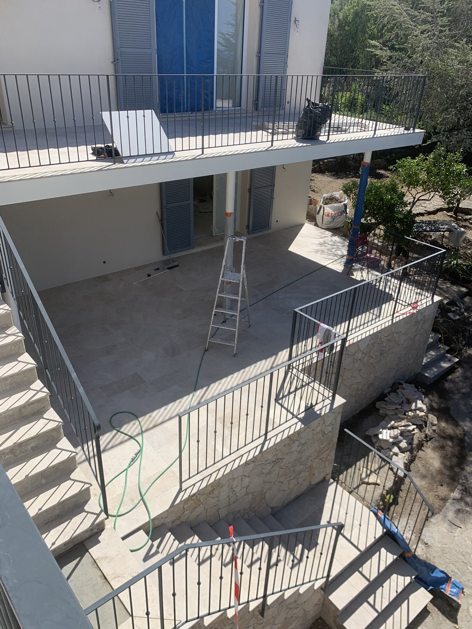 Création terrasse structure métallique Architecte Cannes.JPEG