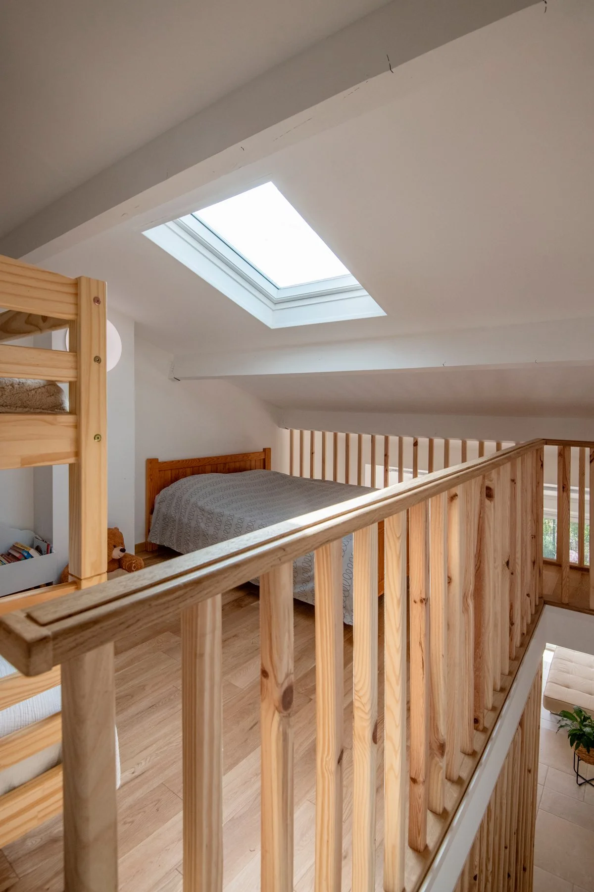 Création mezzanine et rangements 