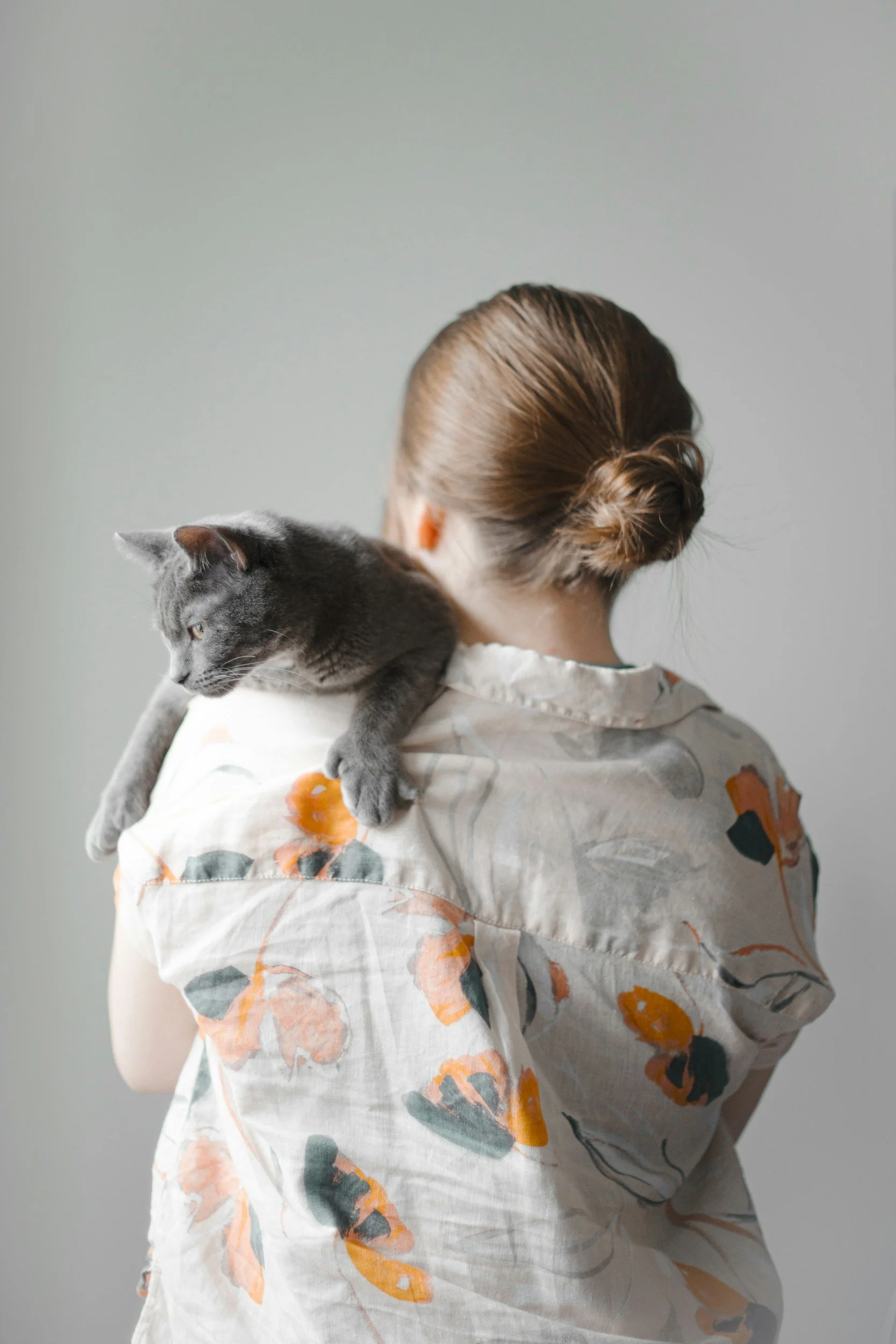 Ultimate Guide to Raising a cat & toddler