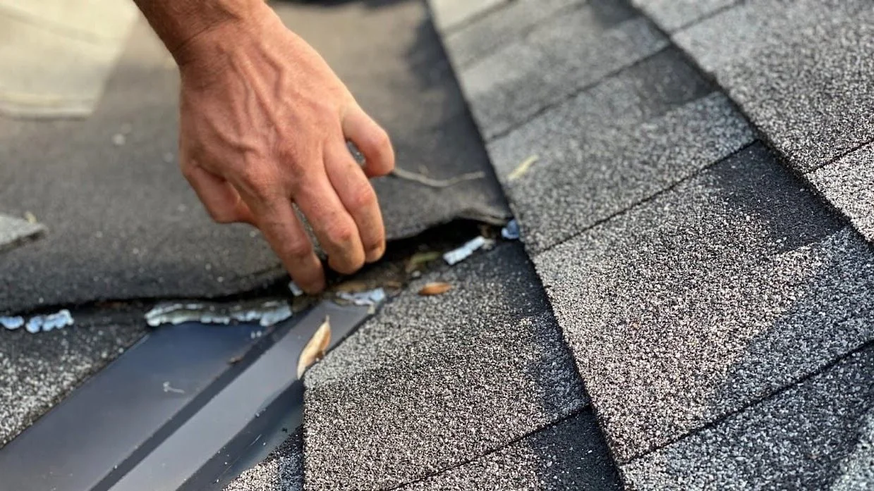 5 Signs Your Roof in Hilton Head or Bluffton Needs Repair
