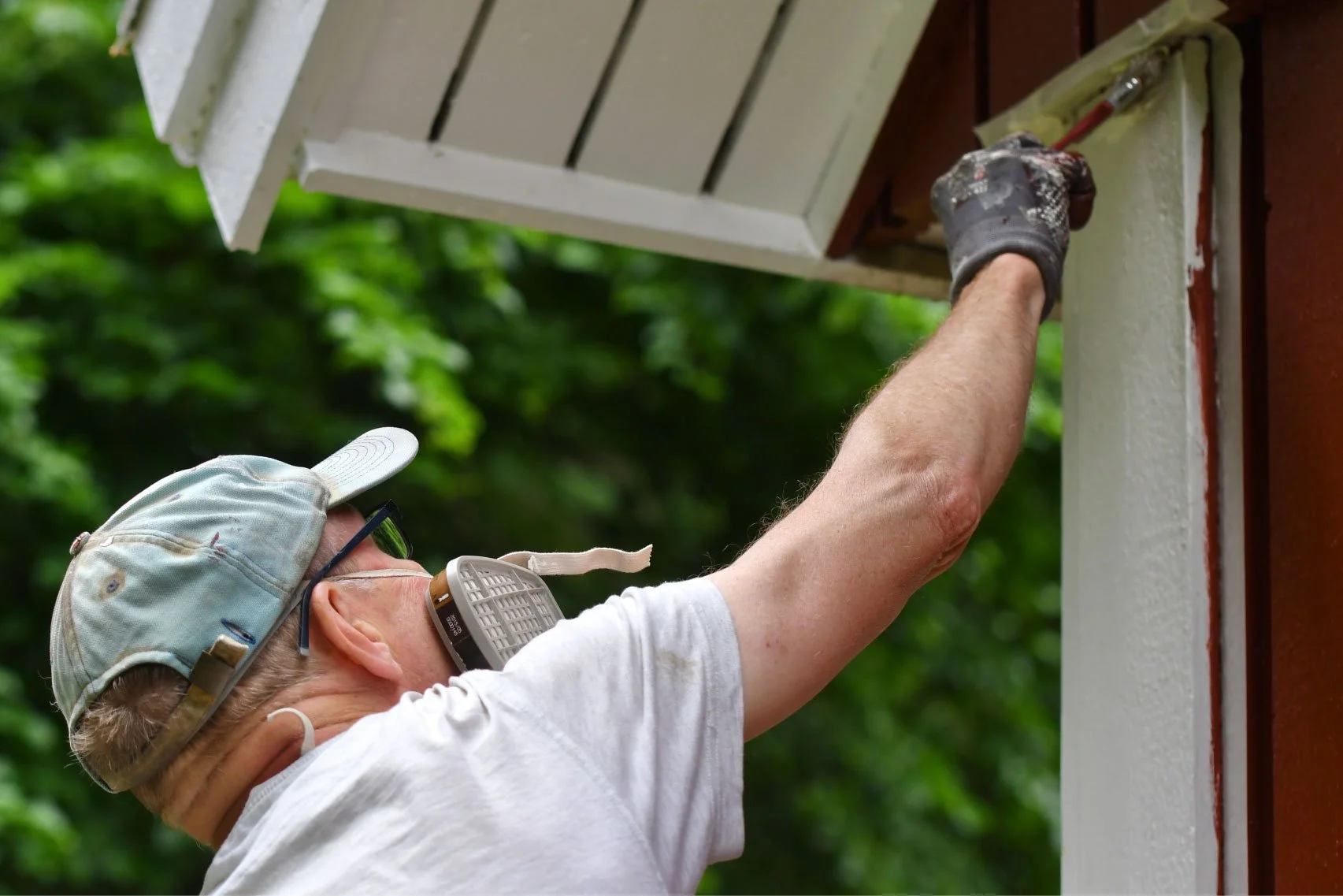 painter is painting bluffton house