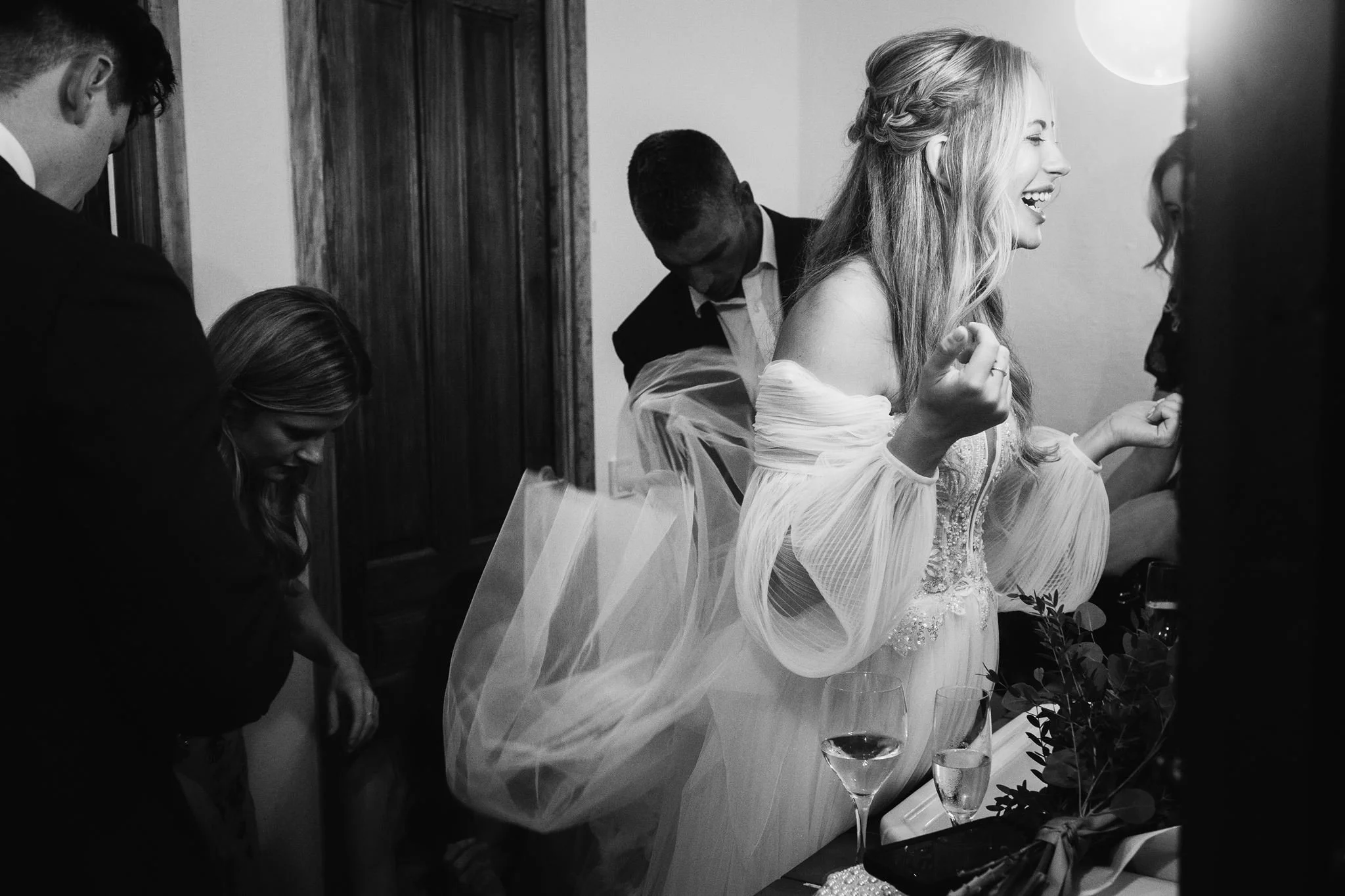 Wedding dining, cake, cigars and cavier - jo kemp photography-111.jpg