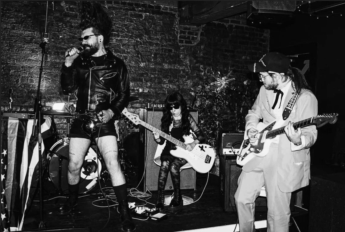 MR. PISS performing live at Neptunes, Photo by Emma Esser