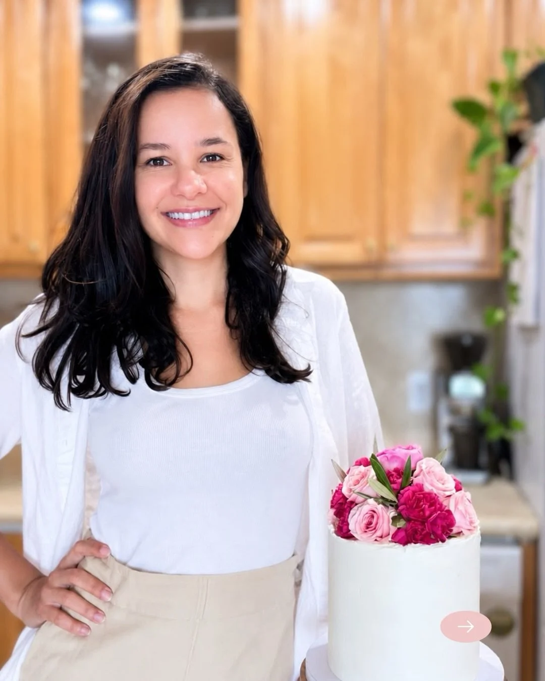 Hi! I&rsquo;m Emille, the baker behind Del&iacute;cia Bakery Co. 

What started as a love for baking for family and friends turned into a business dedicated to creating desserts that make life&rsquo;s moments a little sweeter.

From custom cakes and 