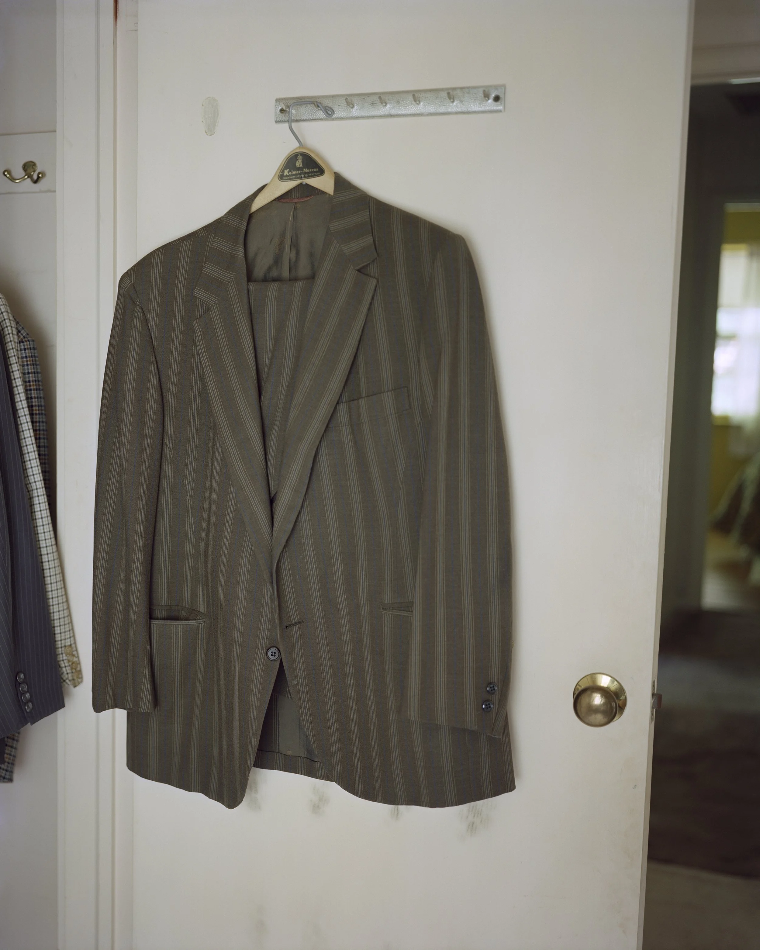 hanging jacketcl_MOCL_fp.jpg