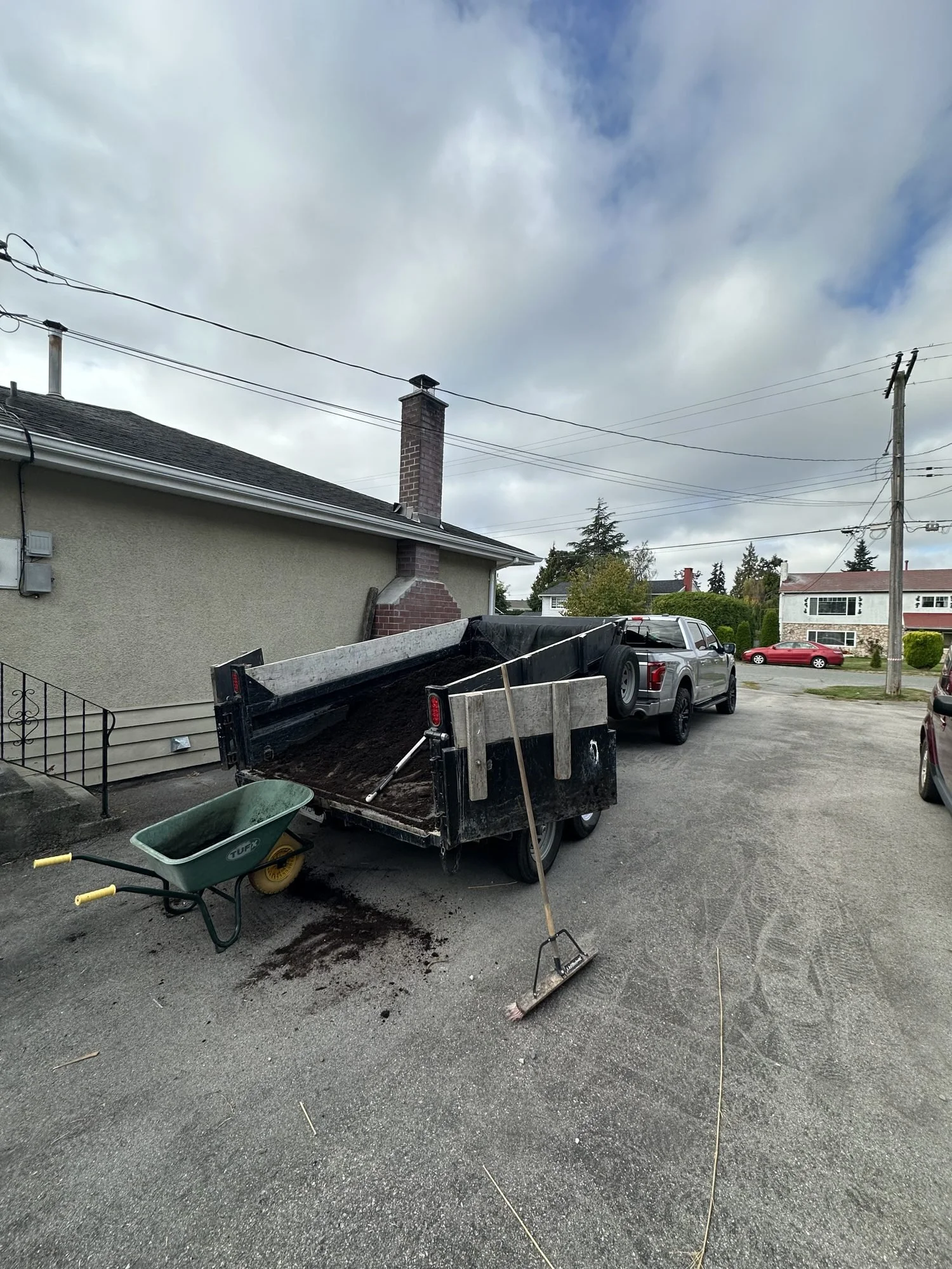 brb-06-topsoil-delivery-trailer.jpg