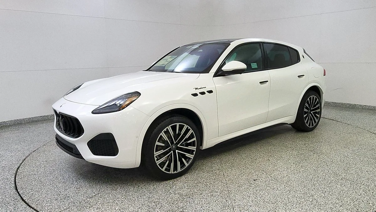 New 2025 Maserati Grecale Modena in Ocean Township, NJ