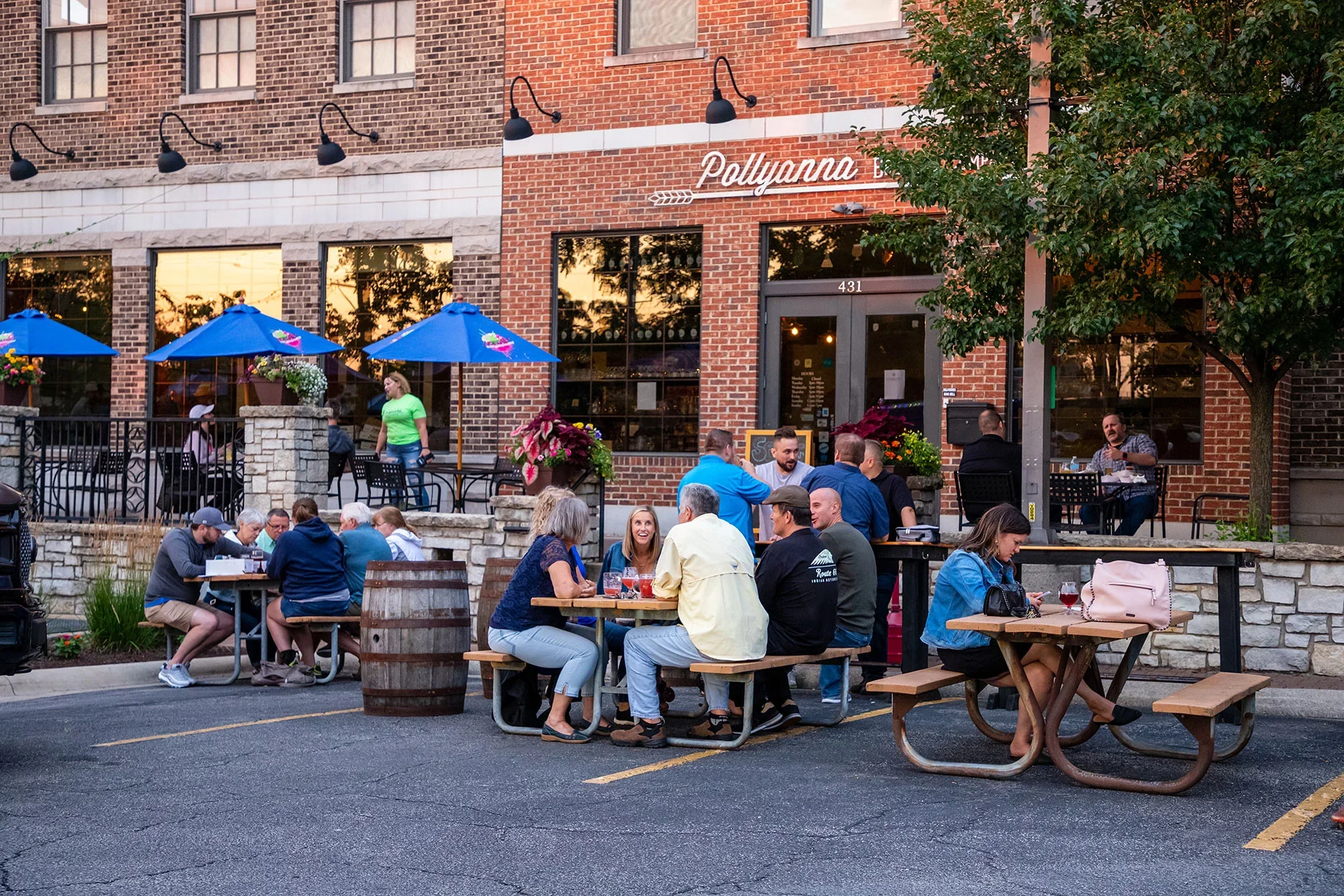 POLLYANNA BREWING LEMONT