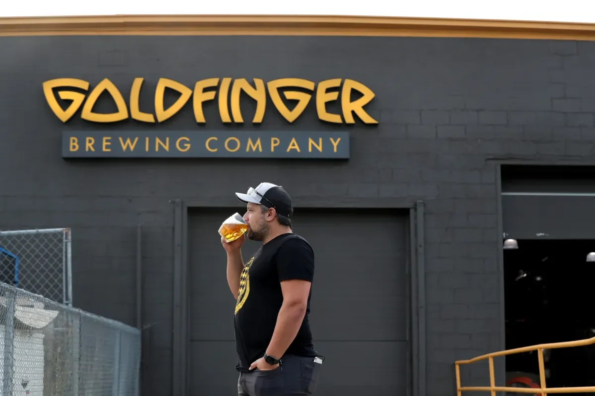GOLD FINGER BREWING DOWNERS GROVE