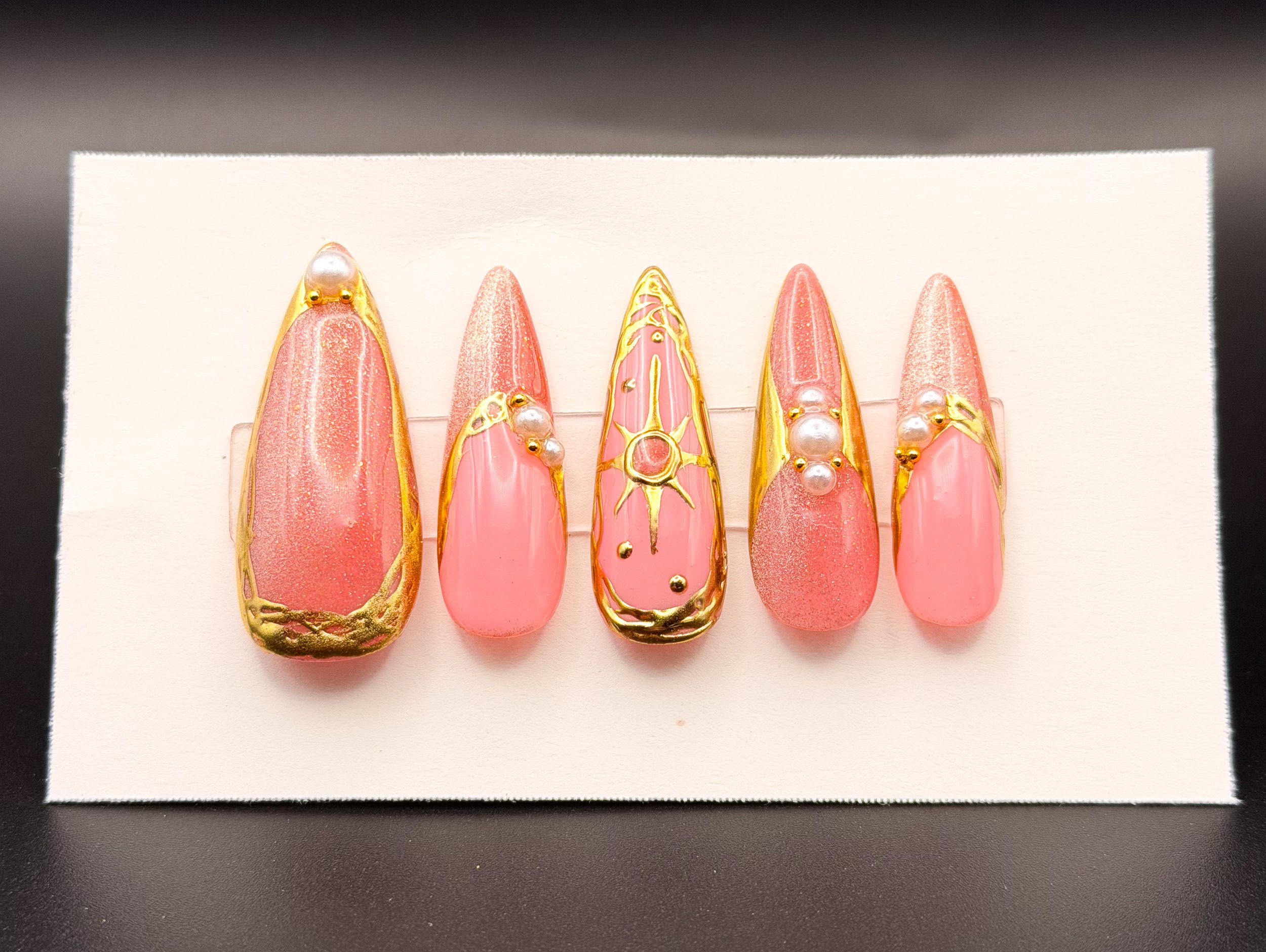 Majesty in Pink
