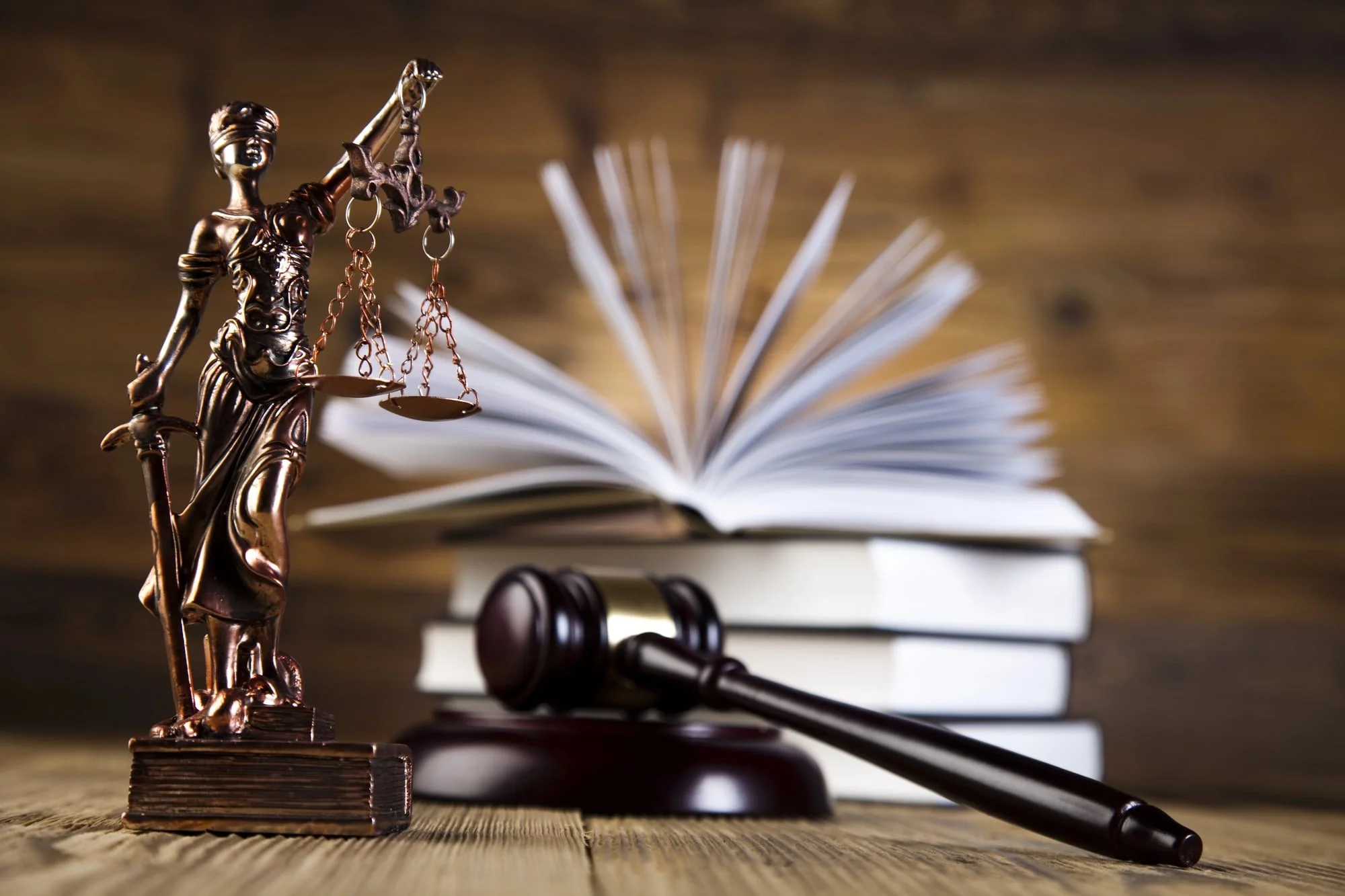 Which Is Right For You: Jury Trial Or Bench Trial?