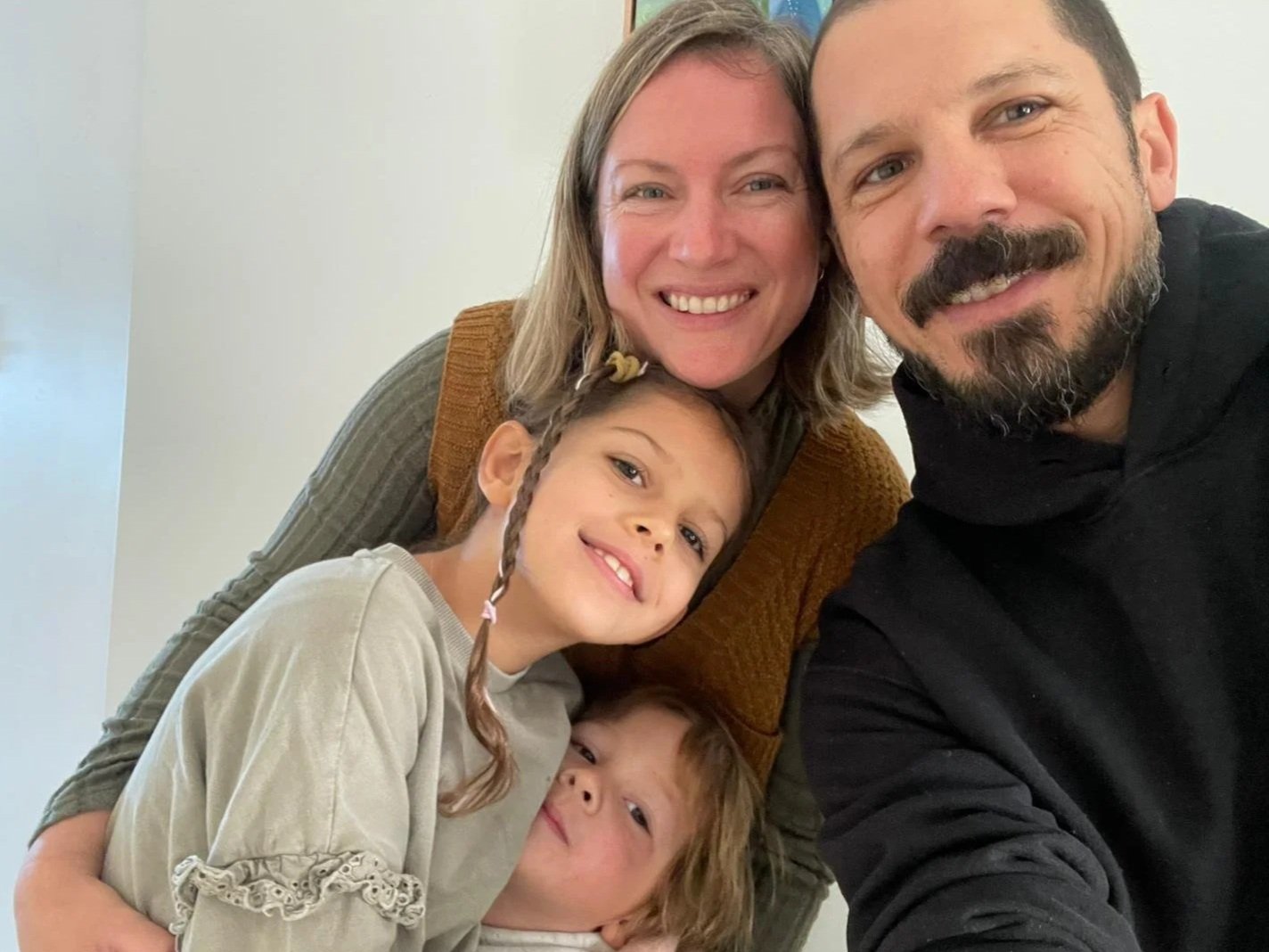 Michael Vaccaro with his family, reflecting his lived experience of relationships, fatherhood and family life alongside his work with men and couples.