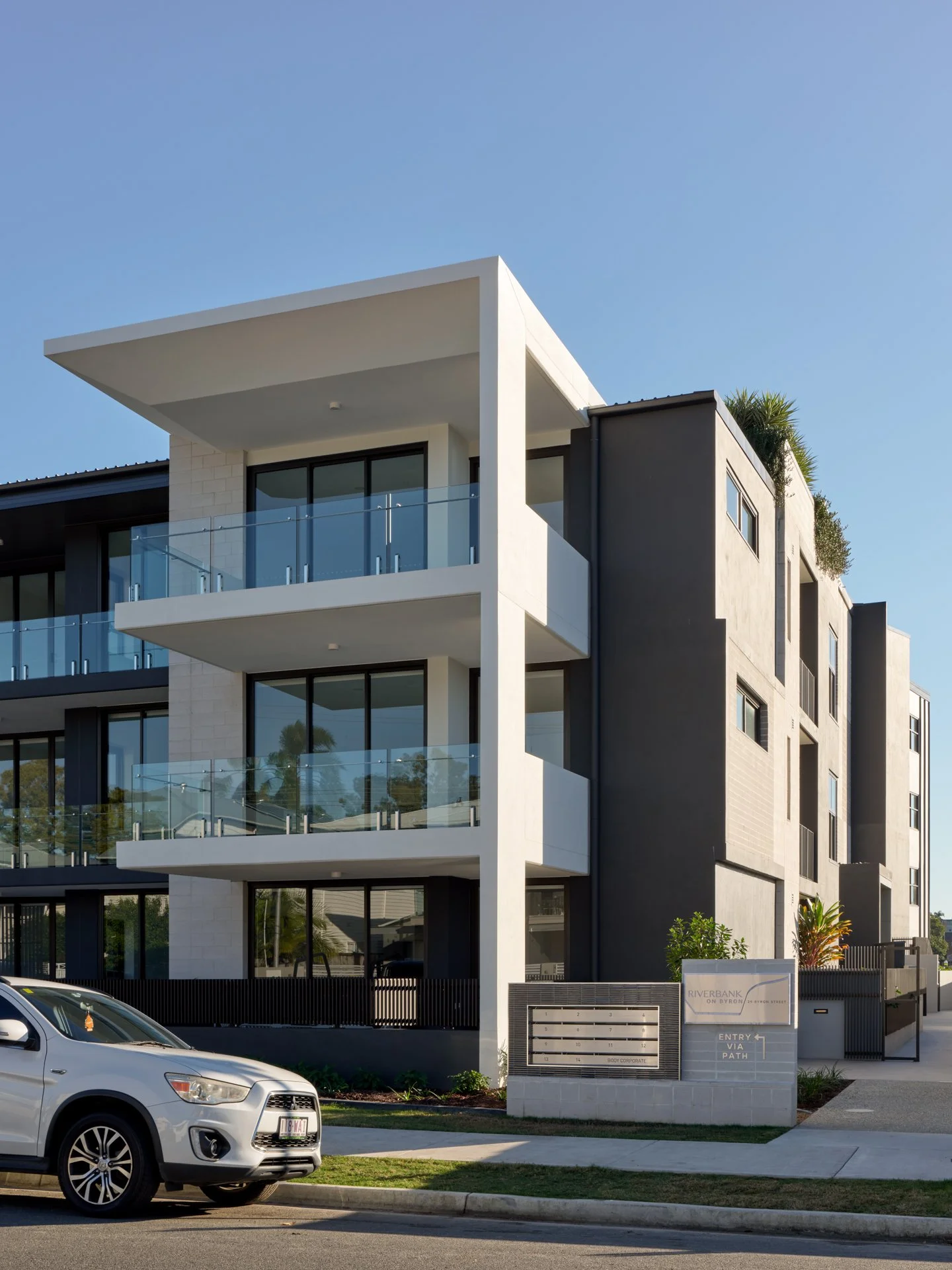 ©CFJ_Riverbank on Byron-11.jpeg