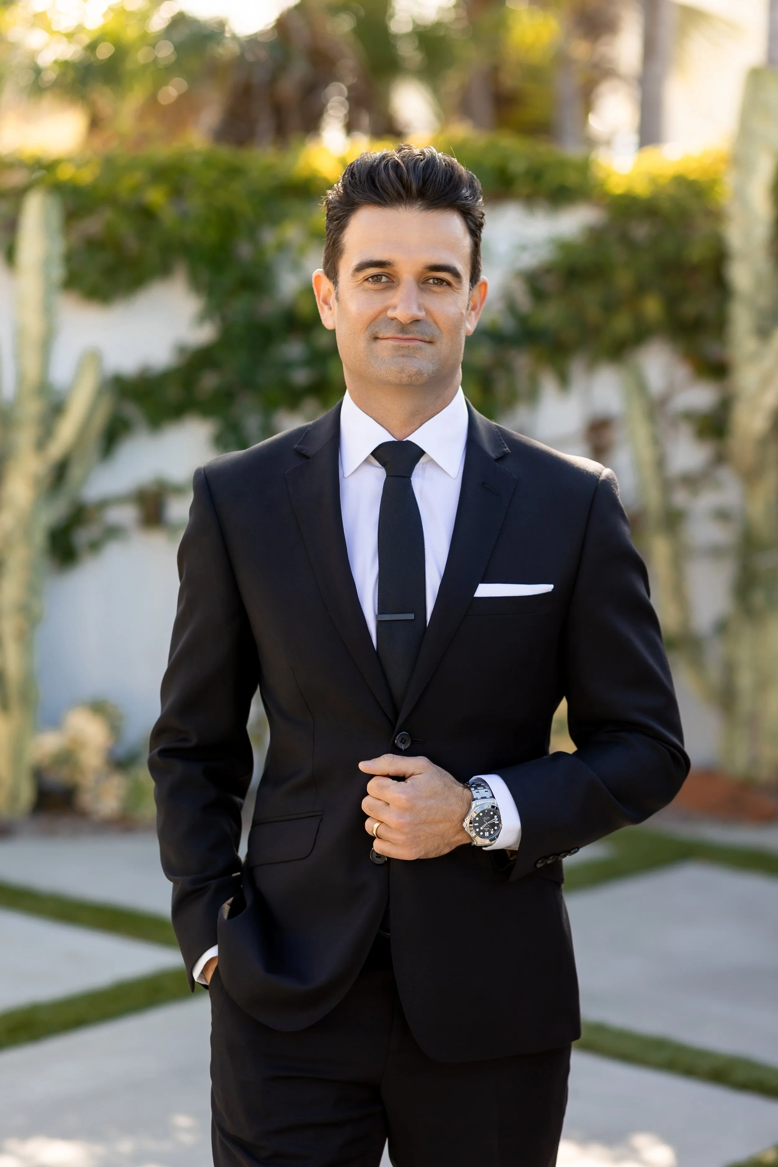 Mario Pais, San Diego real estate agent, professional headshot