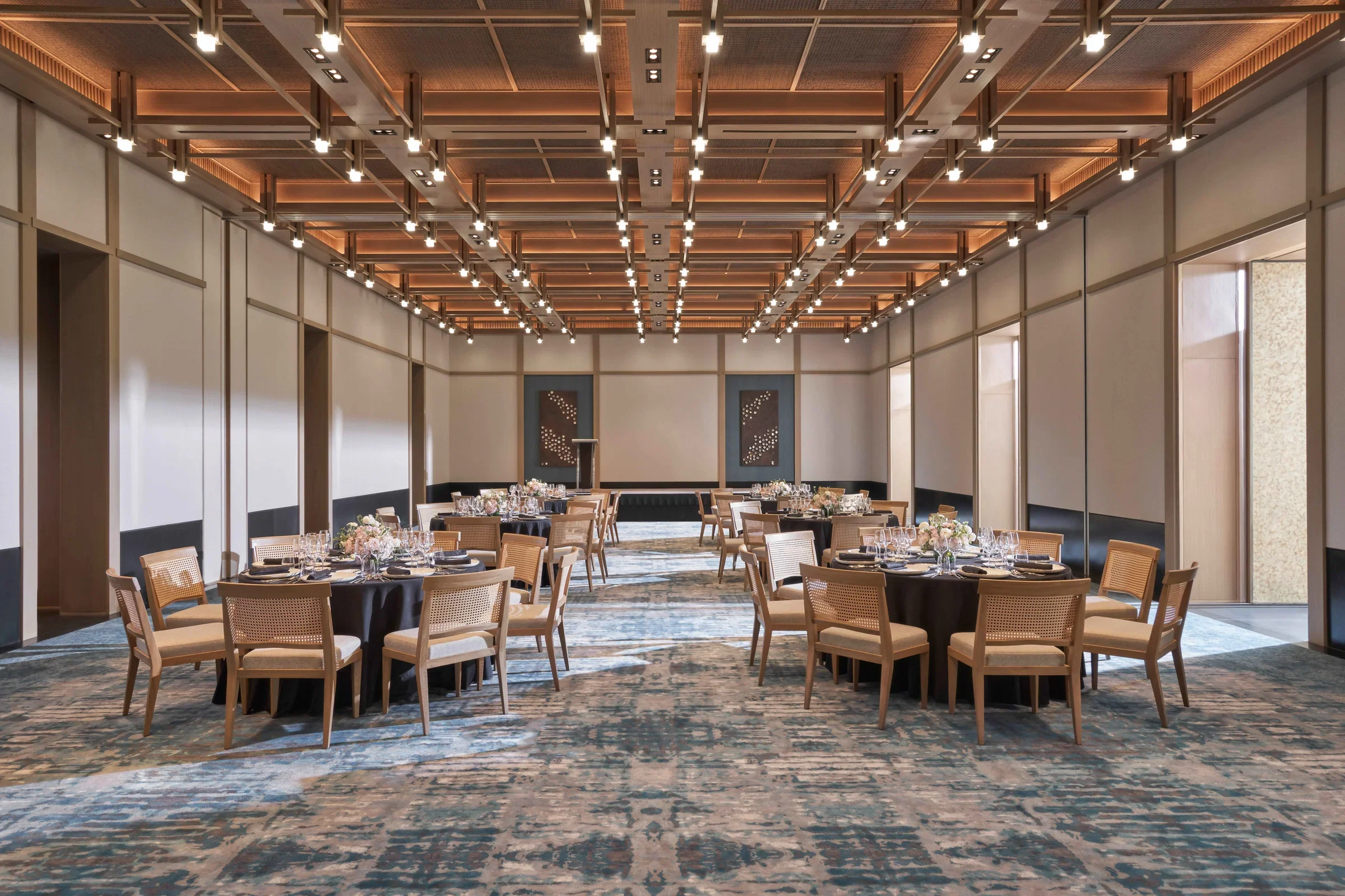 RegentSalon_RoundTables-w-NYQ.webp