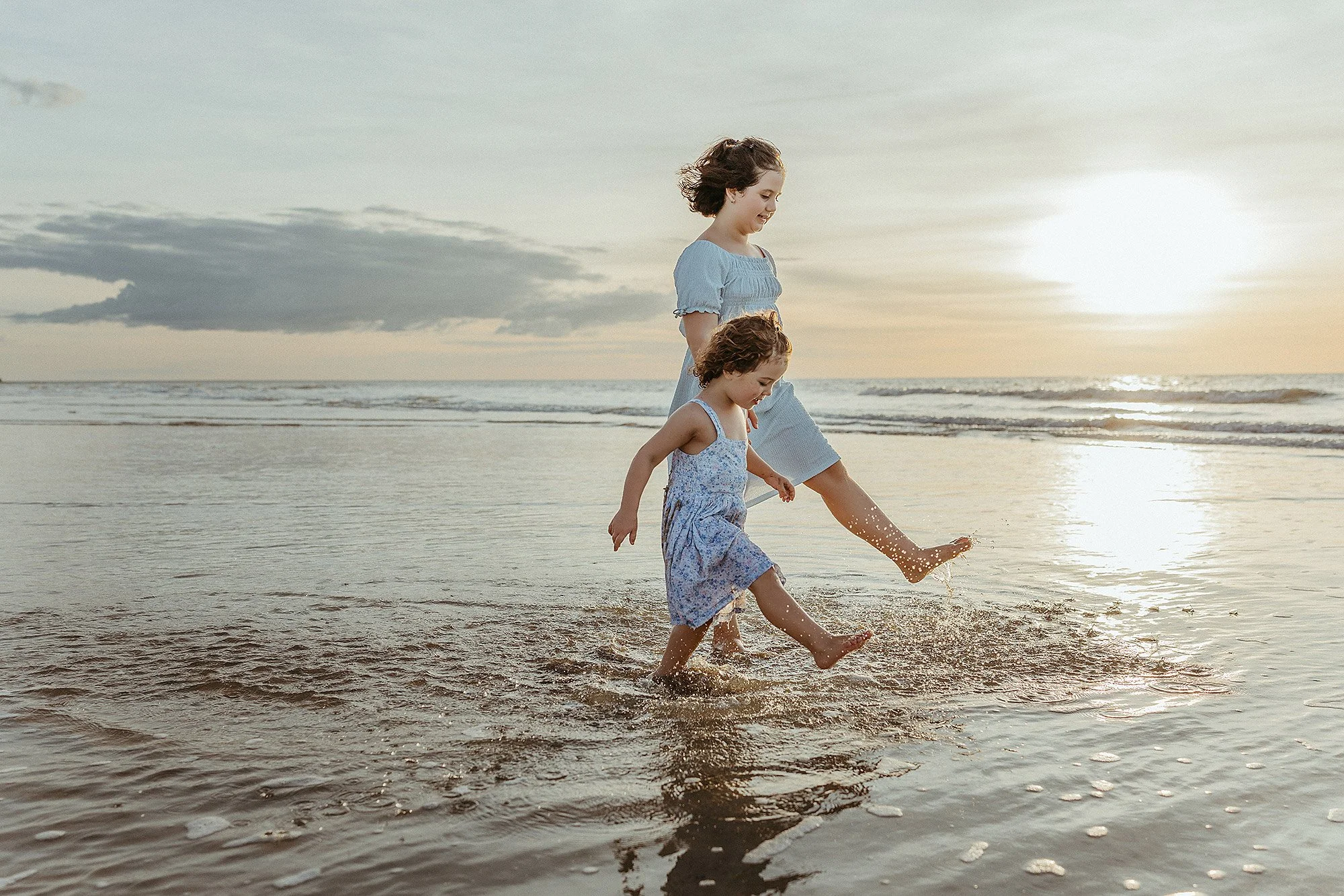 sisters-at-beach-family-photography.jpg