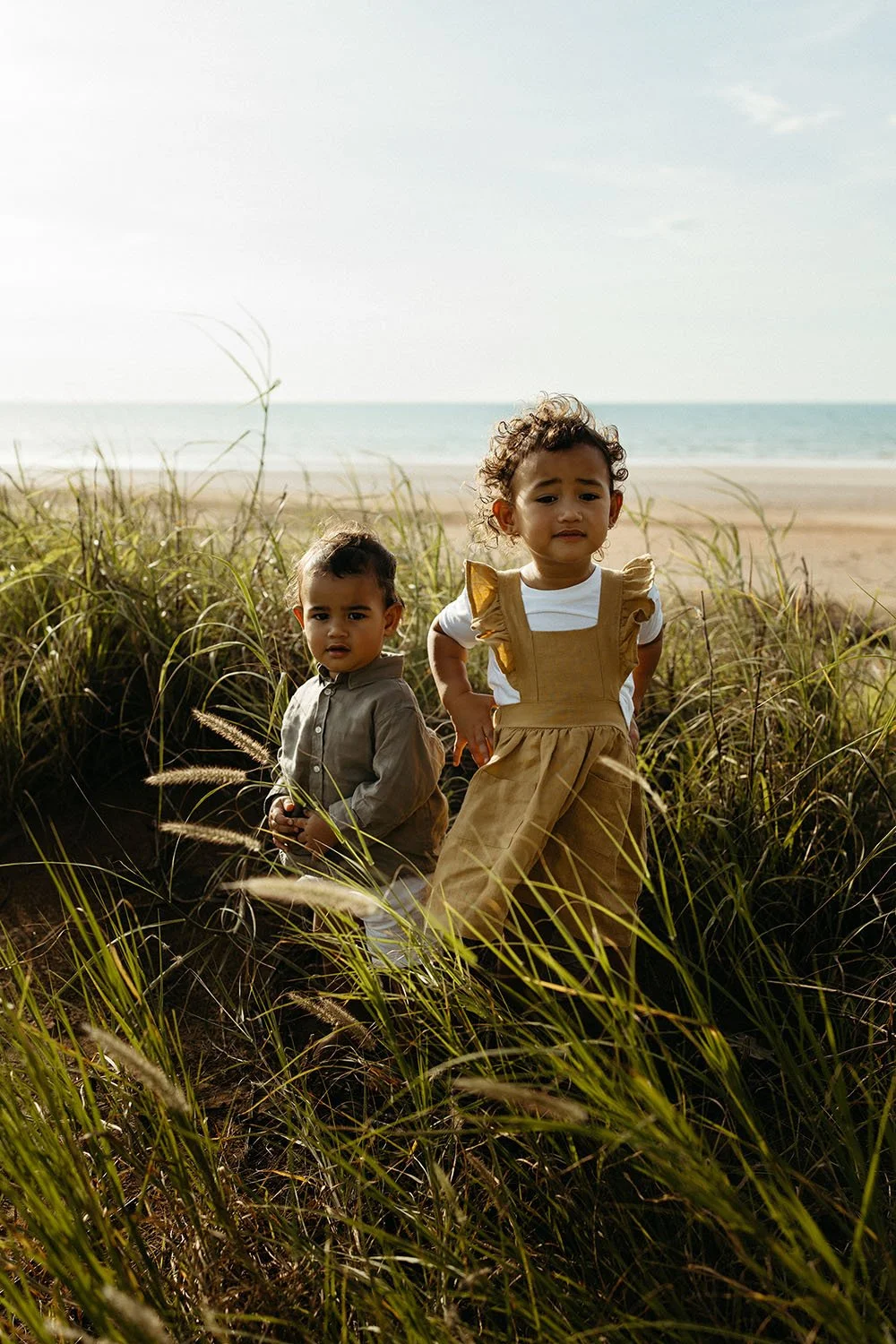 brother-and-sister-at-beach-photography-session-darwin.jpg
