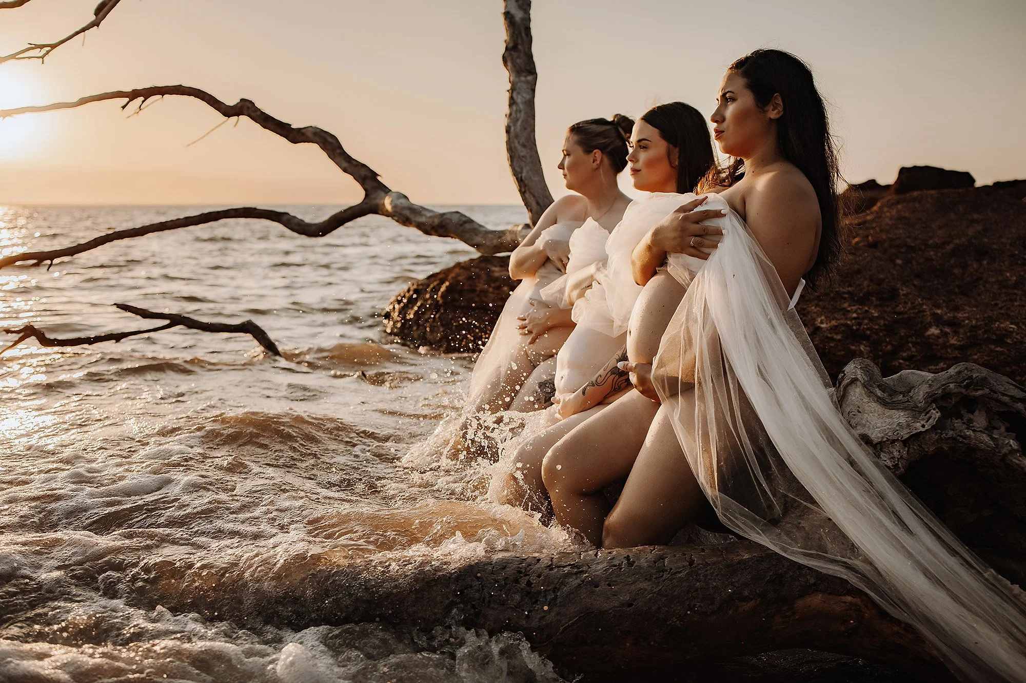 maternity-beach-session.jpg