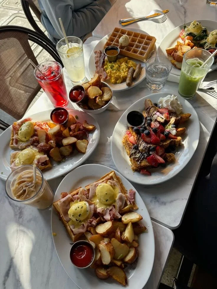 Sunday Brunch | SOCIAL PASS