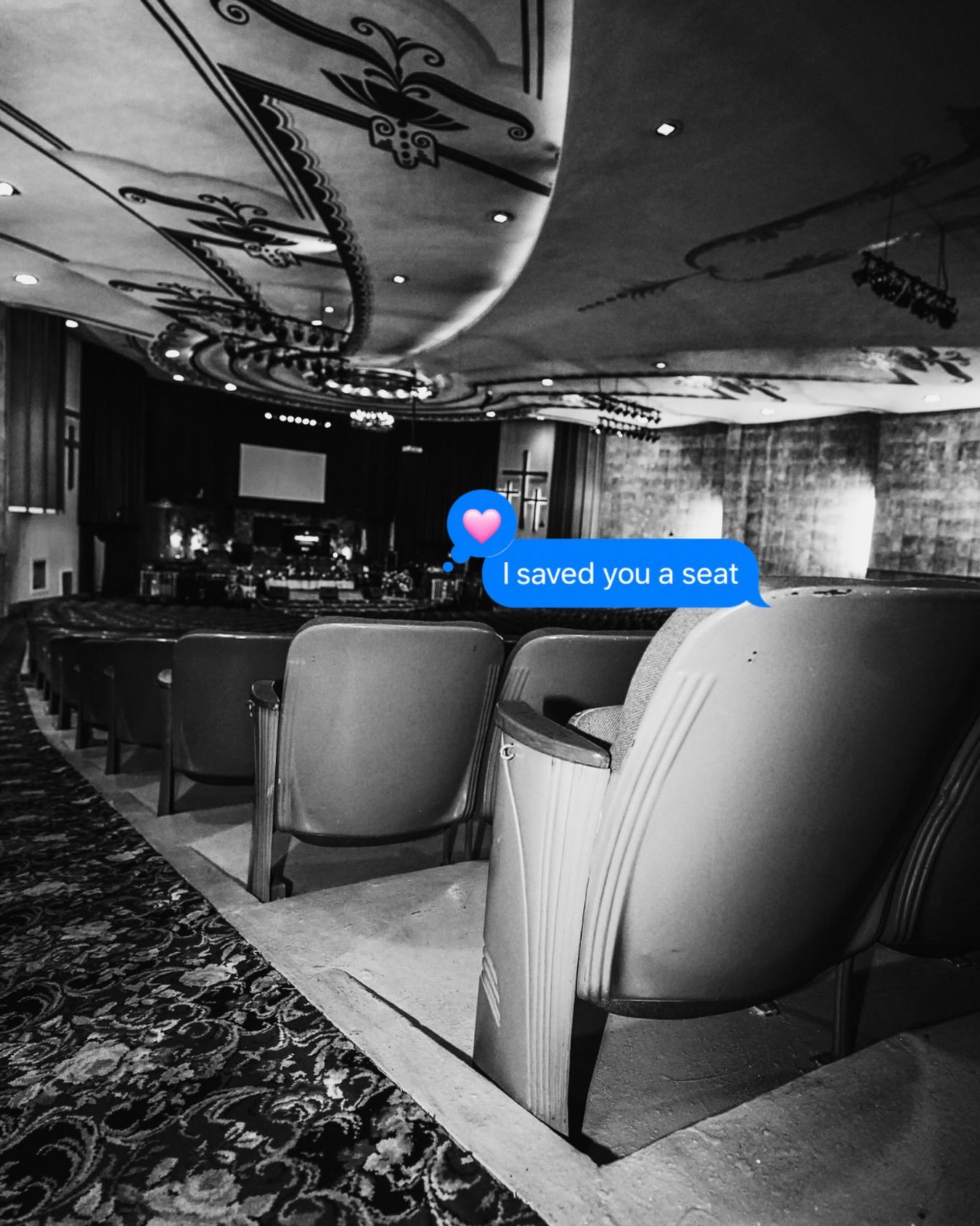 Who are you sitting with this Sunday? 👀 Consider this your sign to text your favorite person and tell them, &ldquo;I already made plans for you.&rdquo; 😂🙌🏽

Sunday. 6:30PM. Inglewood.

Church is better together. 🤍