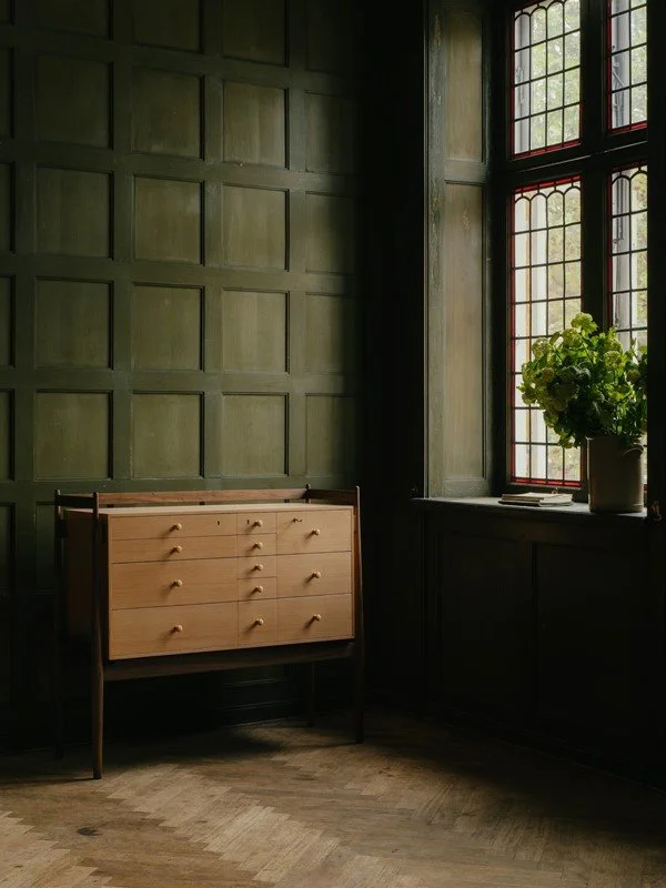 the-silverware-cabinet_oregon-pine_walnut07.jpg